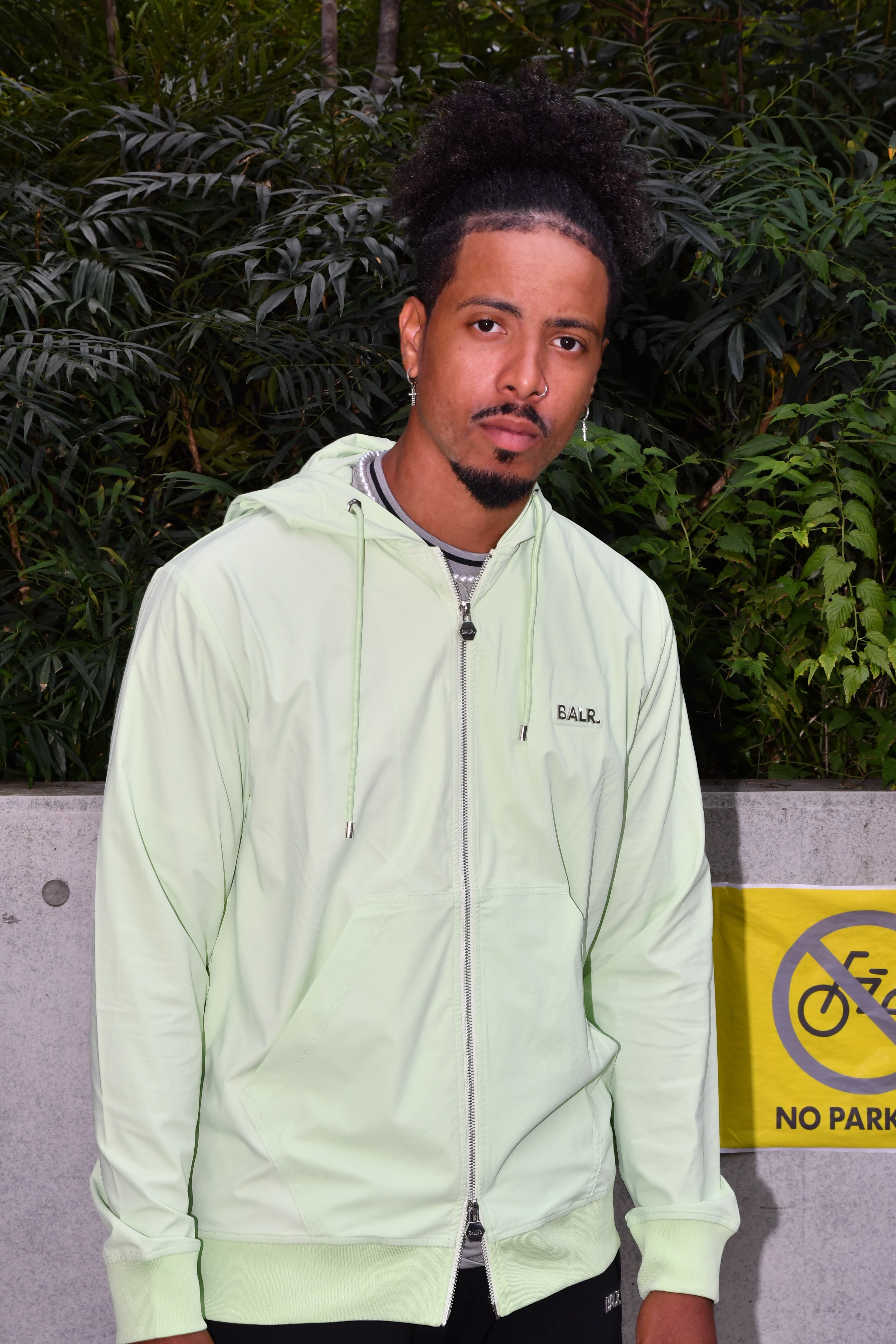 【日本限定】JP Q-SERIES STRETCH NYLON HOODIE-REED GREEN