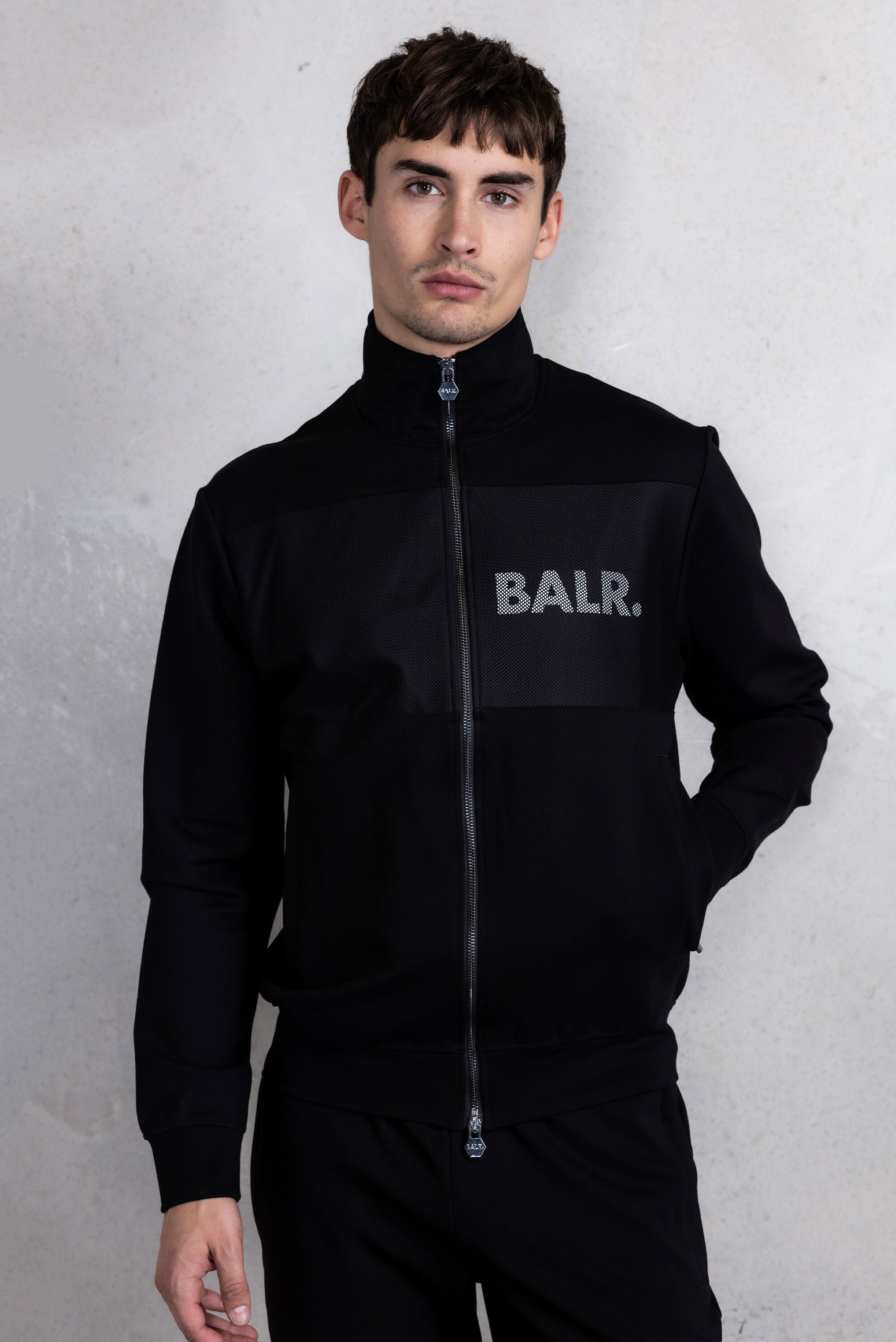 LOUIS SLIM MESH TRACK JACKET JET BLACK – BALR.