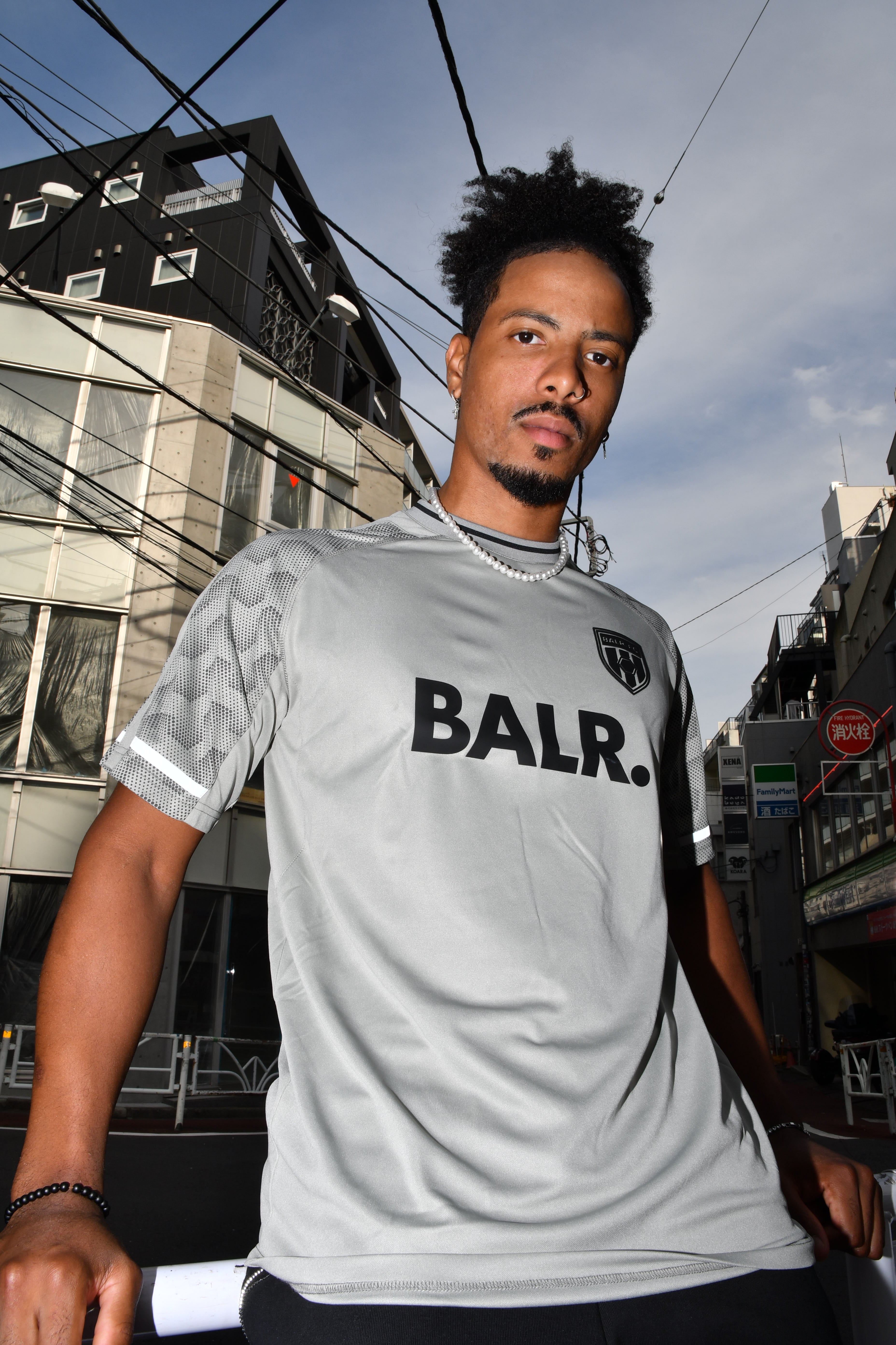 日本限定】JP TRAINING T-SHIRT-DOVE GREY – BALR. 日本限定】JP TRAINING T-SHIRT-DOVE GREY – BALR.