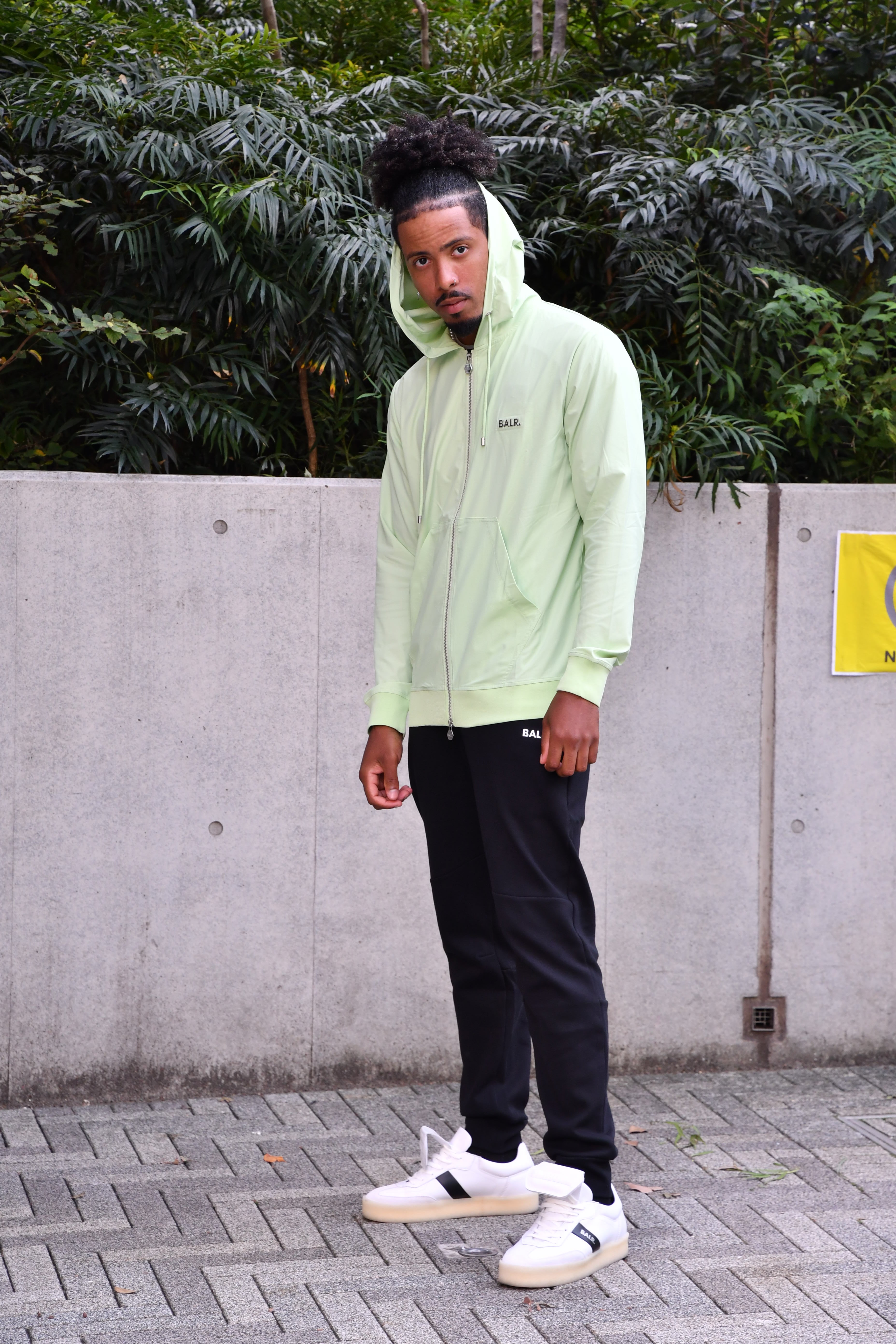 日本限定 / JP Q-SERIES STRETCH NYLON HOODIE-REED GREEN