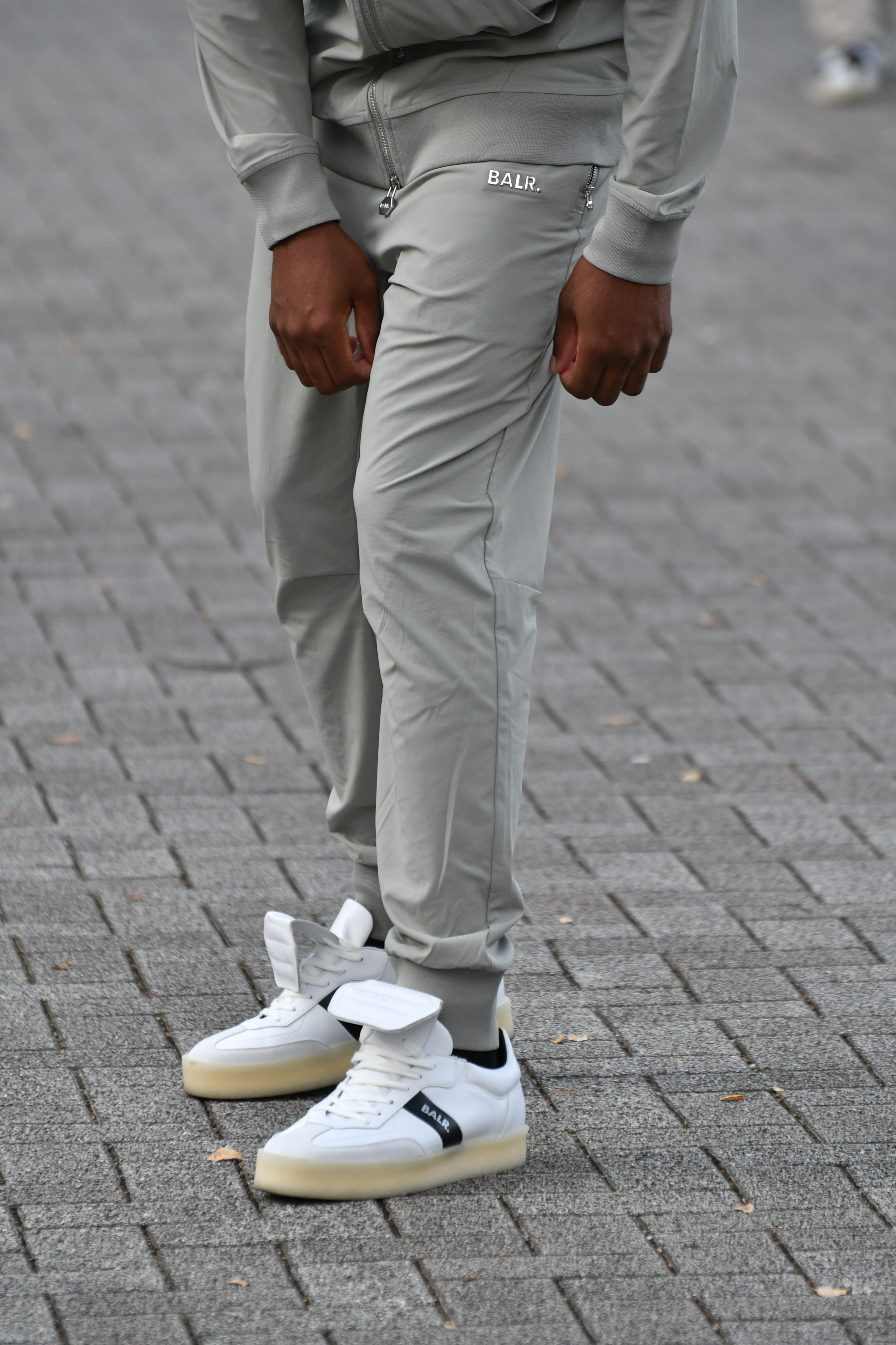 日本限定 / JP Q-SERIES STRETCH NYLON PANTS - DOVE GREY – BALR.