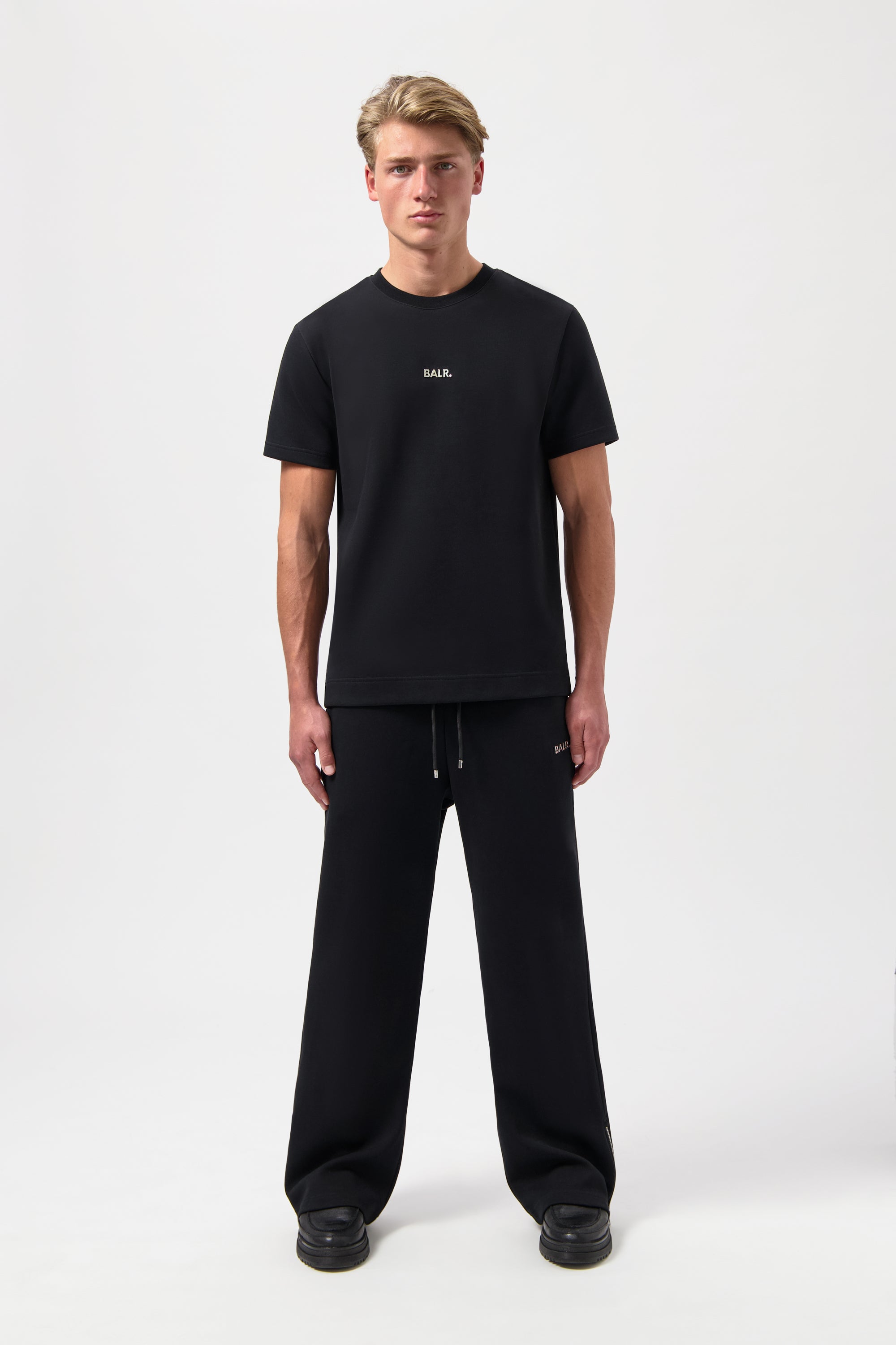 Q-SERIES REGULAR FIT T-SHIRT JET BLACK