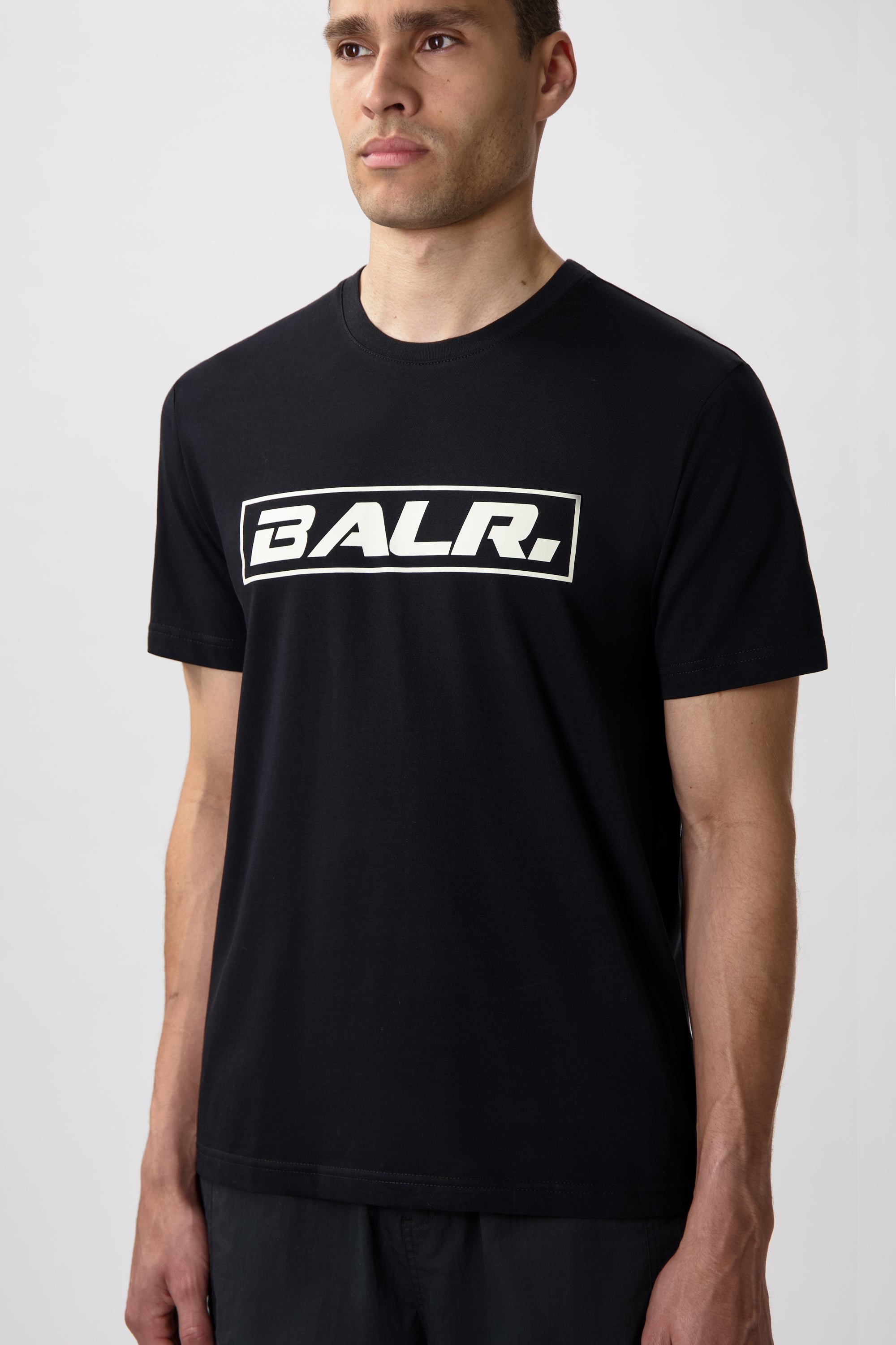 THE CLUB REGULAR FIT T-SHIRT-Jet Black