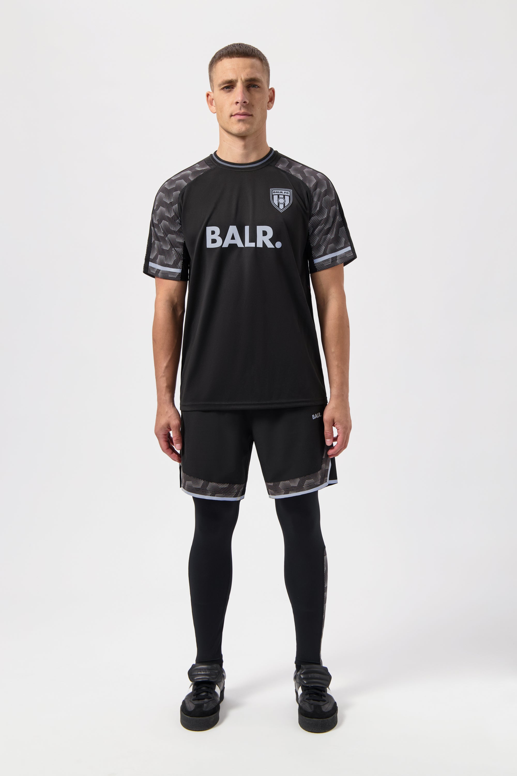 TRAINING T-SHIRT-JET BLACK