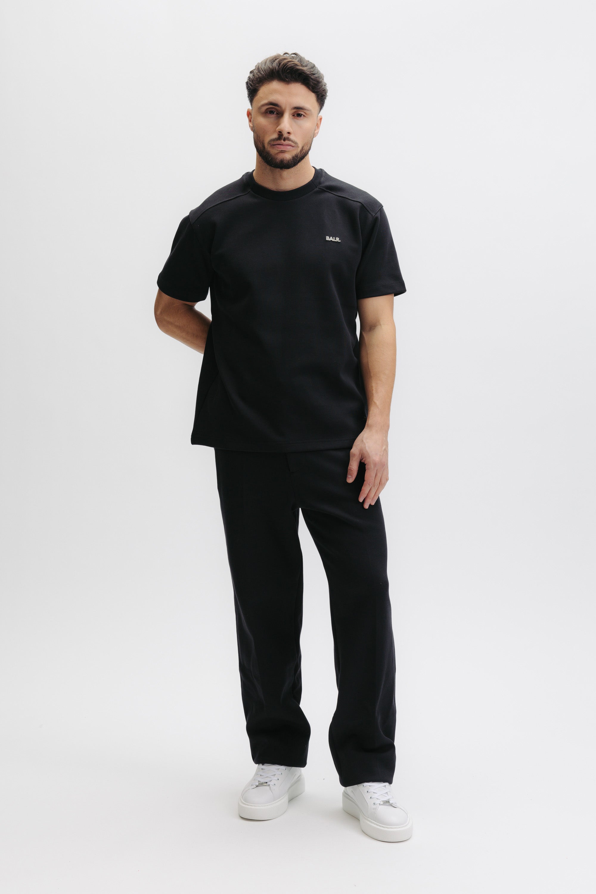 Q SERIES T-SHIRT - JET BLACK