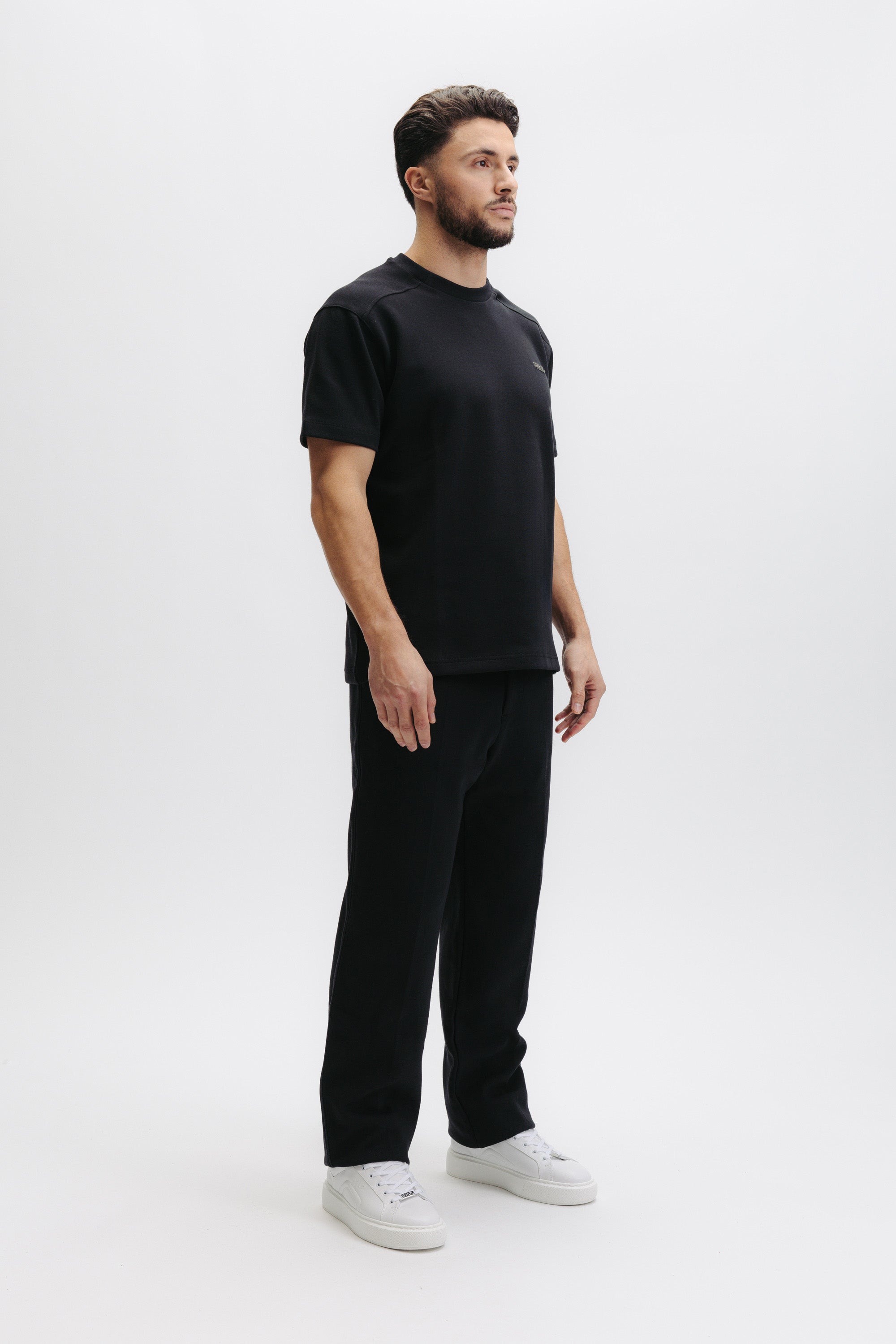 Q SERIES T-SHIRT - JET BLACK