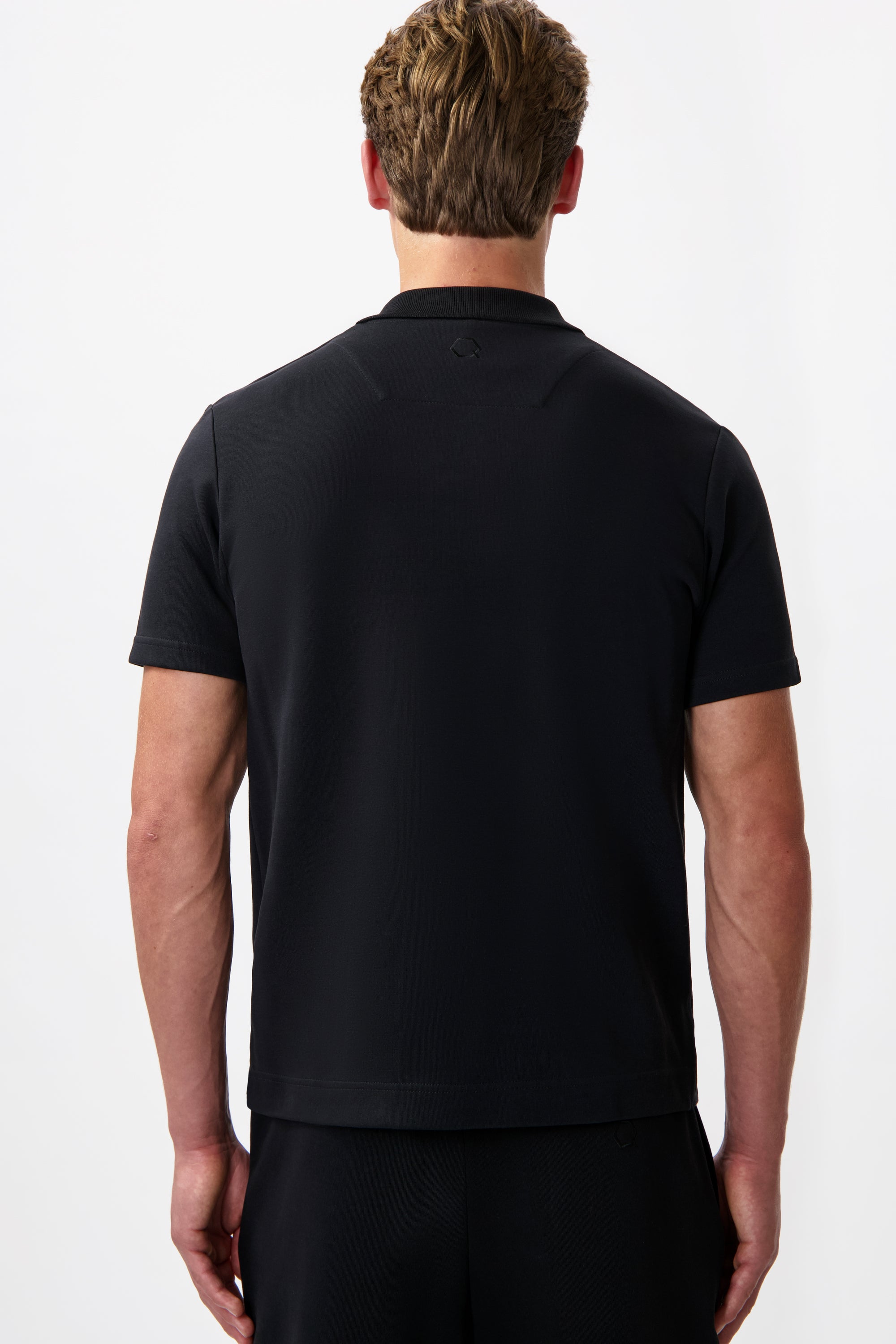 Q-SERIES REGULAR FIT POLO SHIRT JET BLACK