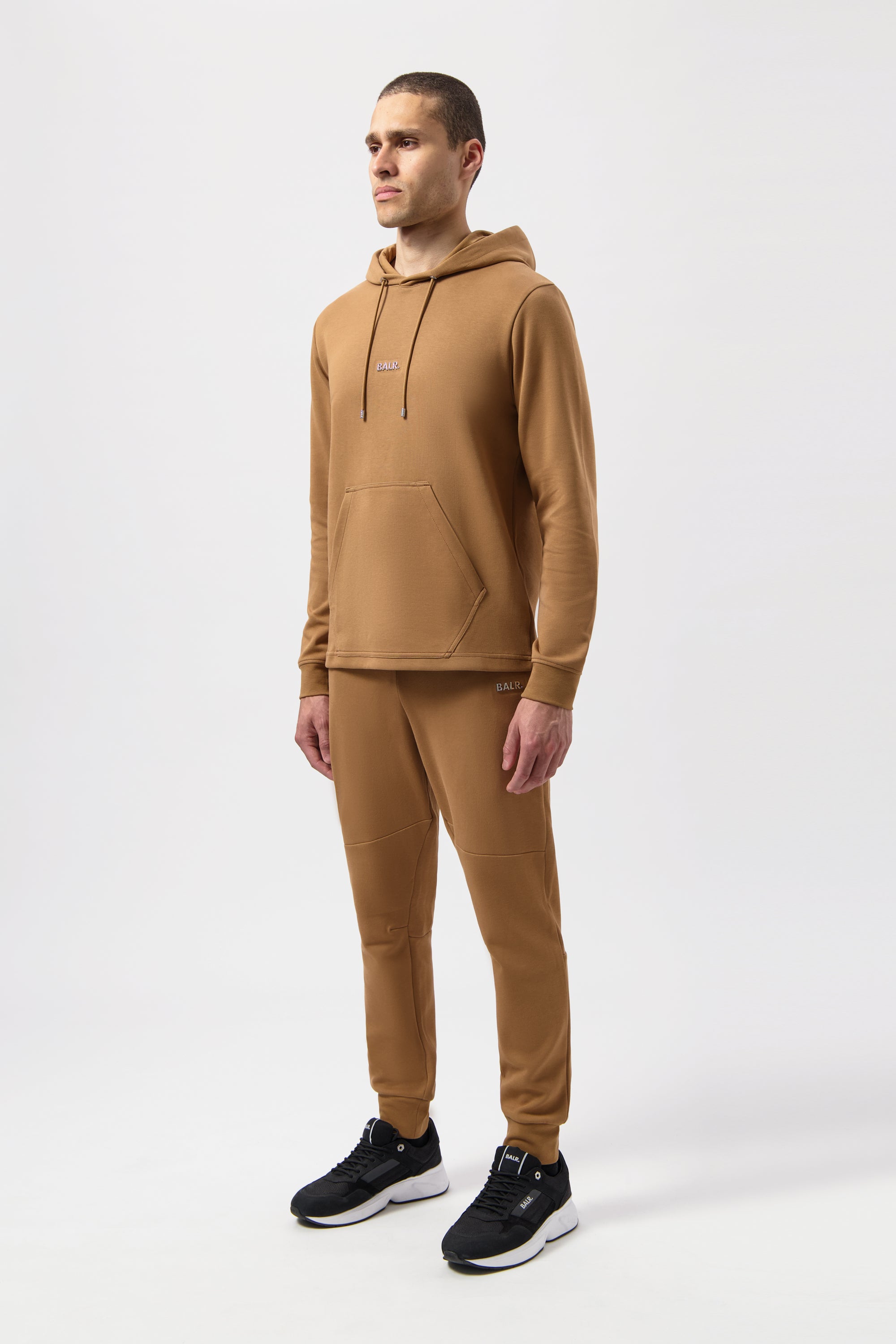 Q-SERIES REGULAR FIT HOODIE-TOASTED COCONUT