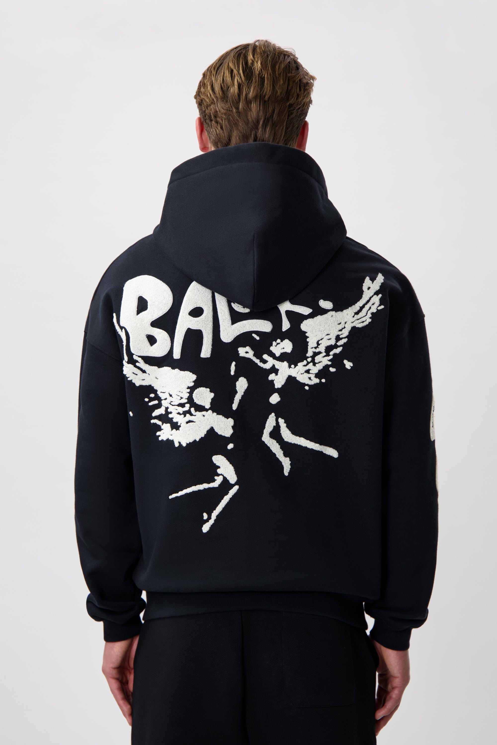 GAME OF THE GODS GRAFFITI BOX FIT HOODIE-Jet Black