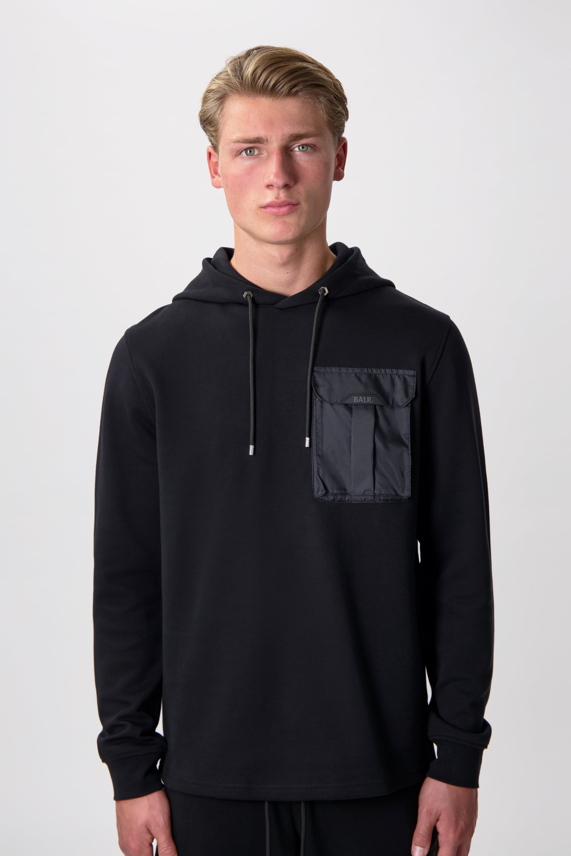 Q-CARGO REGULAR FIT HOODIE-Jet Black