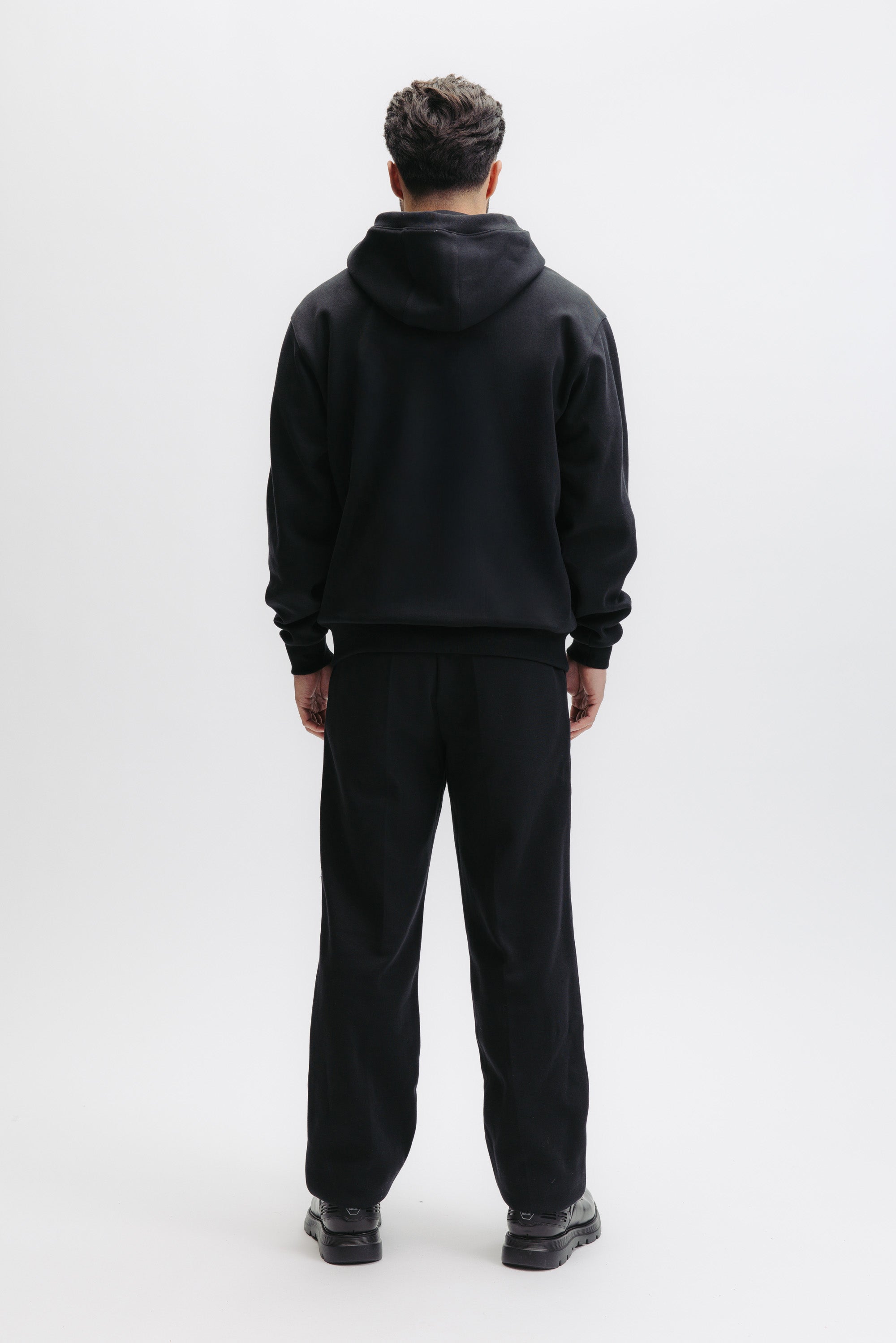 Q SERIES HOODIE - JET BLACK