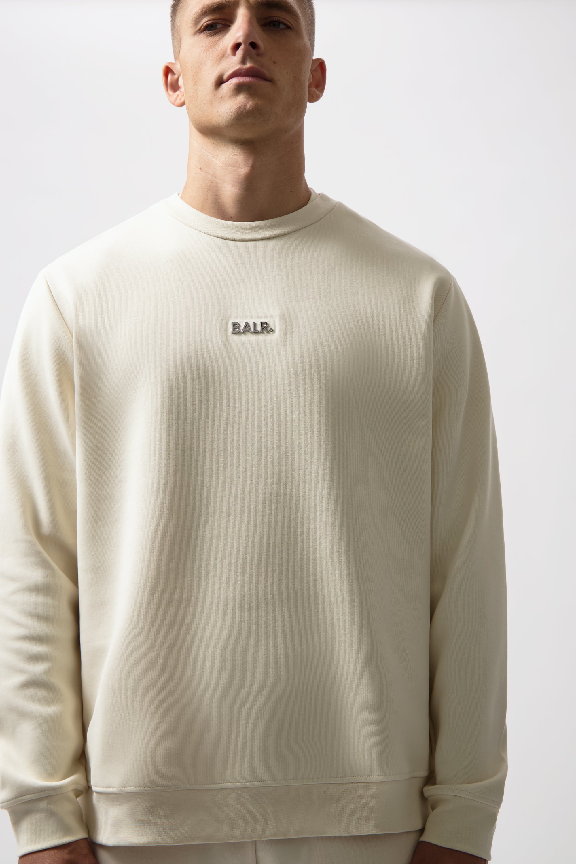 Q-SERIES REGULAR FIT CREWNECK WHITE SWAN