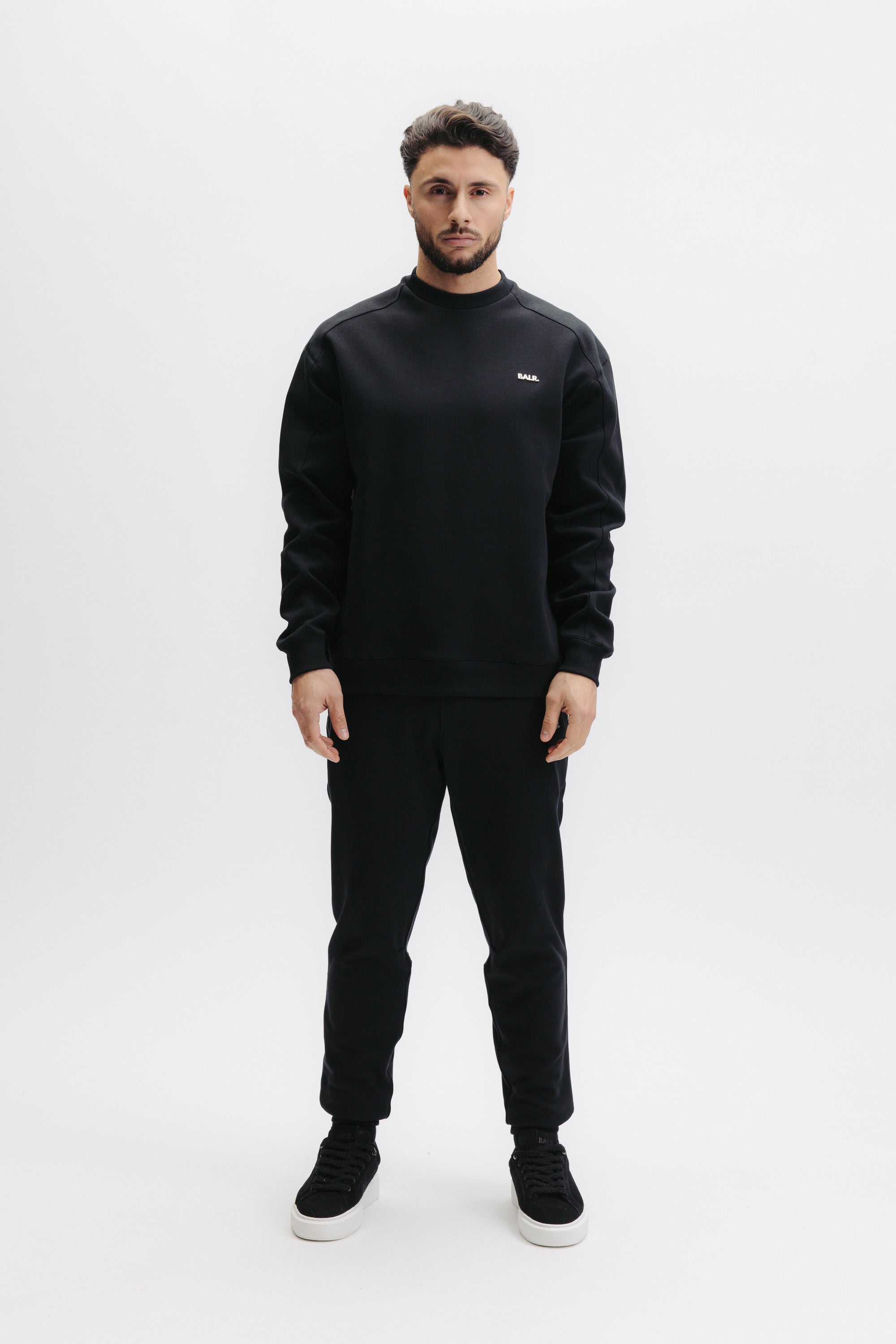 Q SERIES CREWNECK - JET BLACK