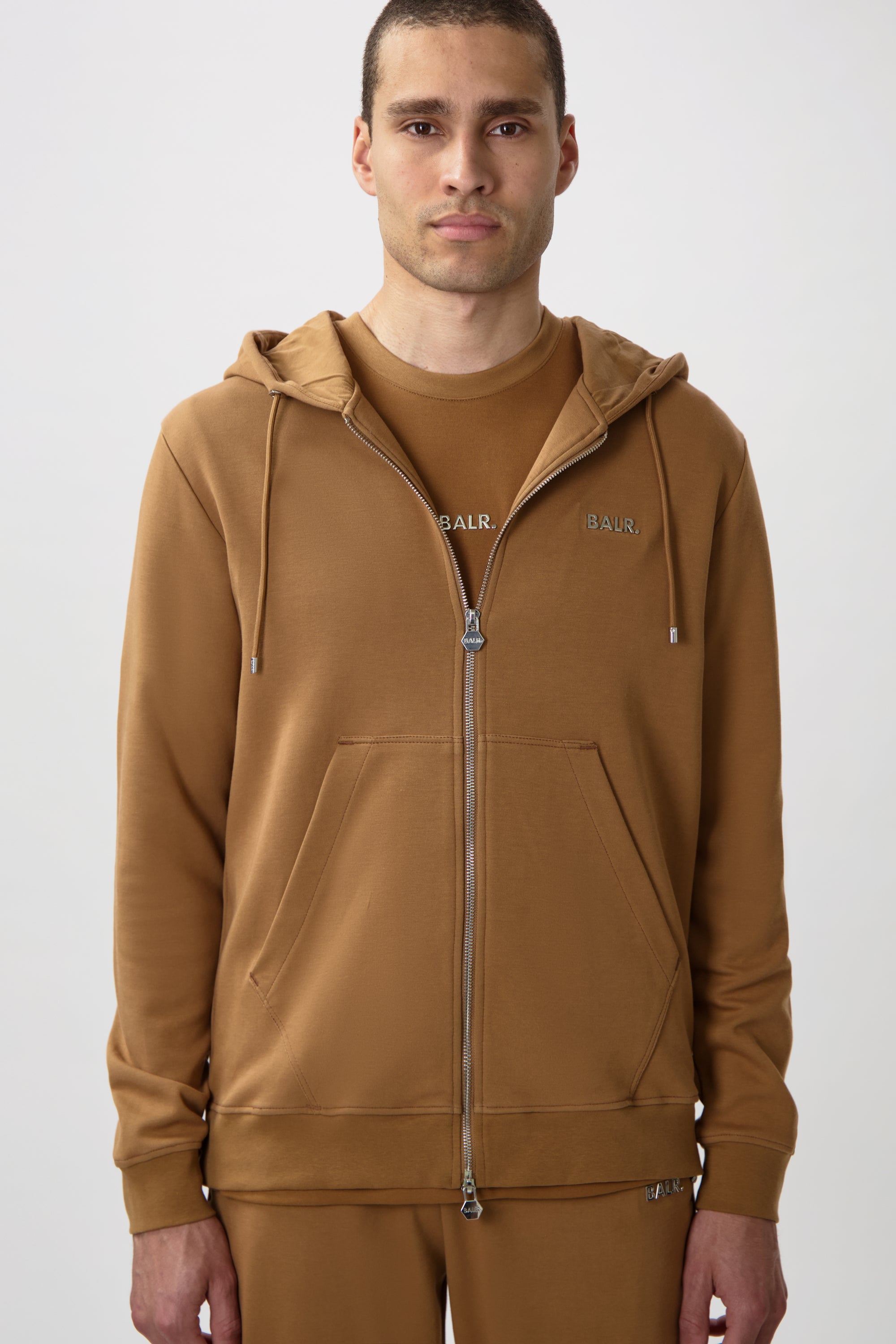 Q-SERIES REGULAR FIT ZIP THROUGH HOODIE-TOASTED COCONUT