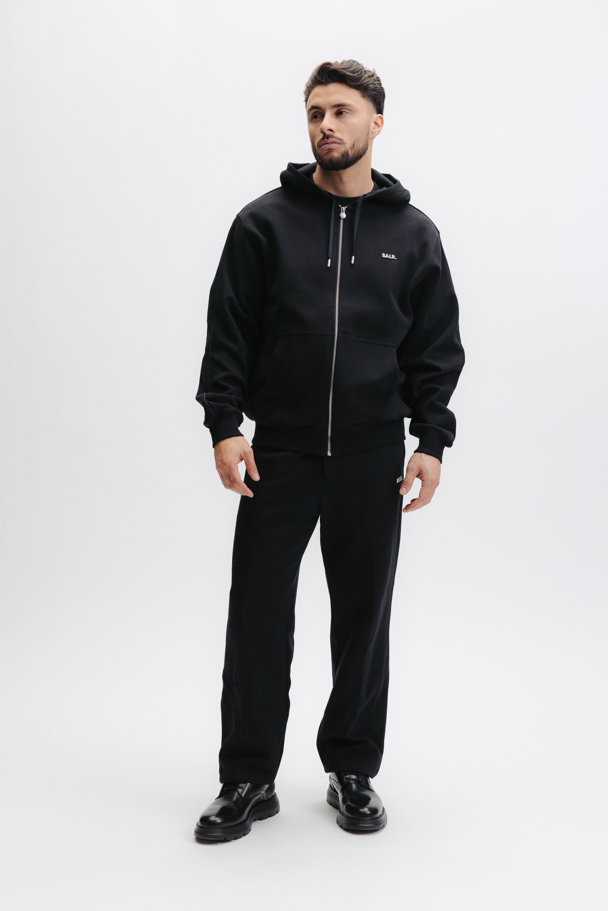 Q SERIES ZIP THROUGH HOODIE - JET BLACK