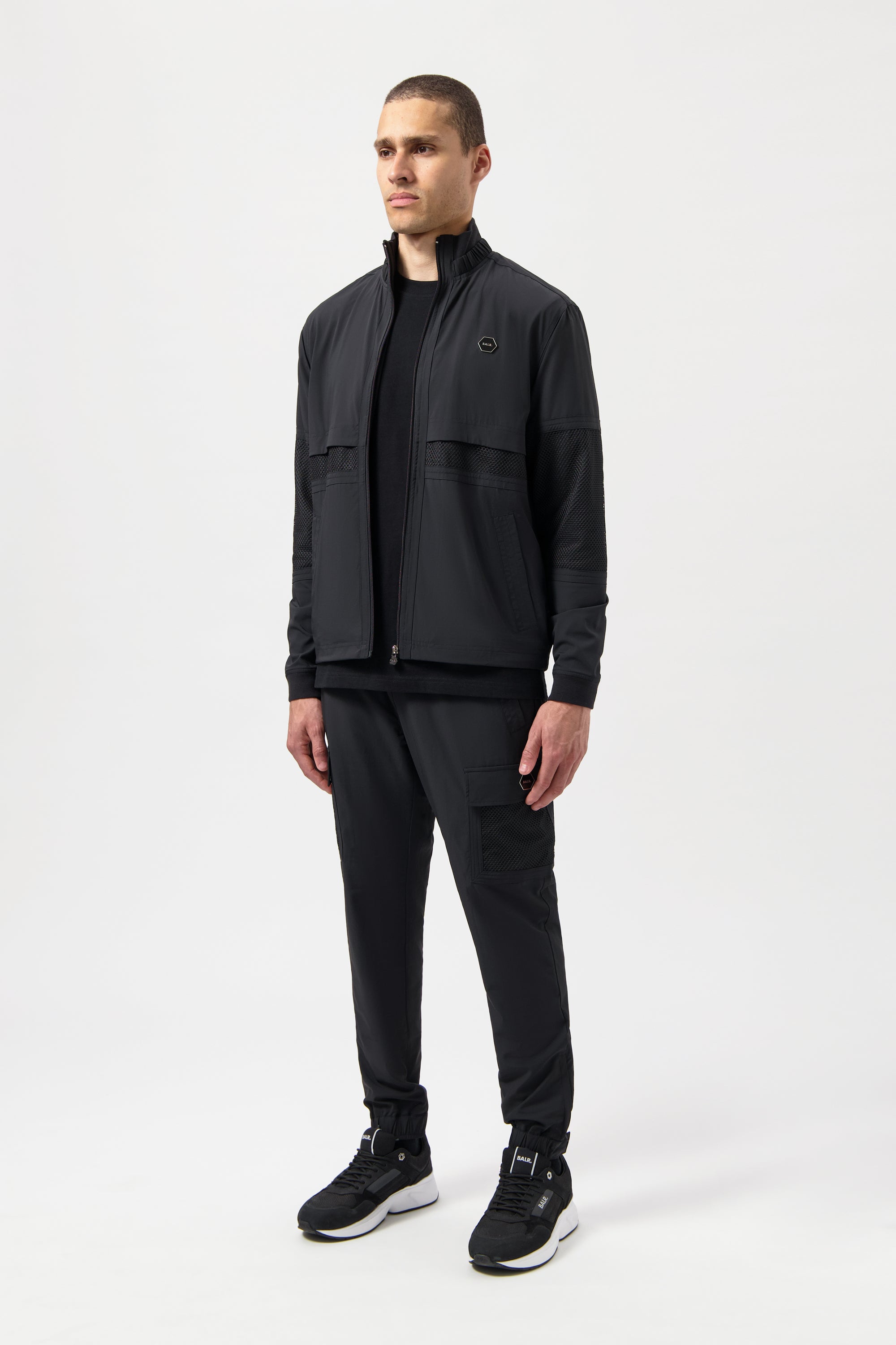 HEXLINE REGULAR FIT TRACK JACKET-Jet Black