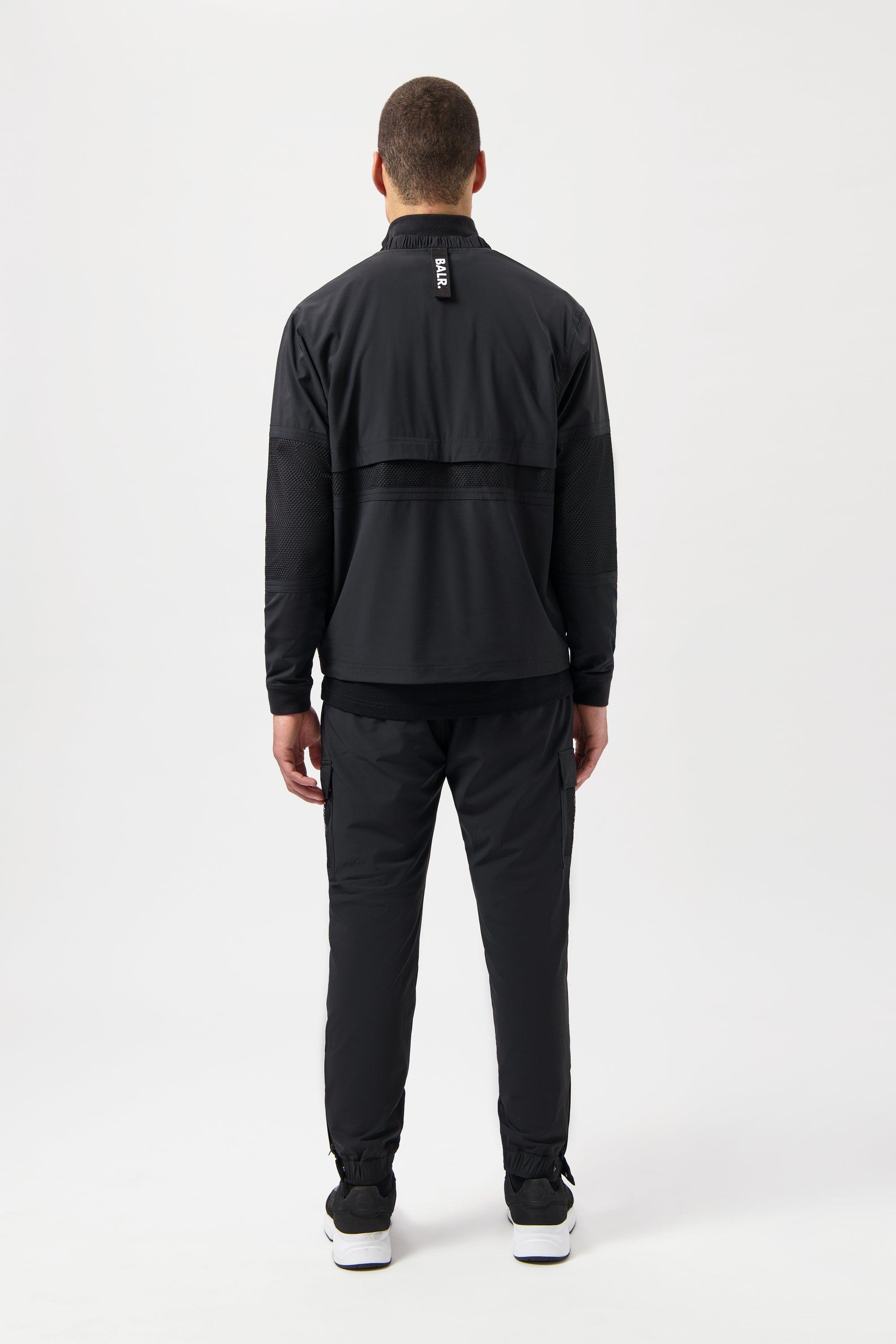 HEXLINE REGULAR FIT TRACK JACKET-Jet Black