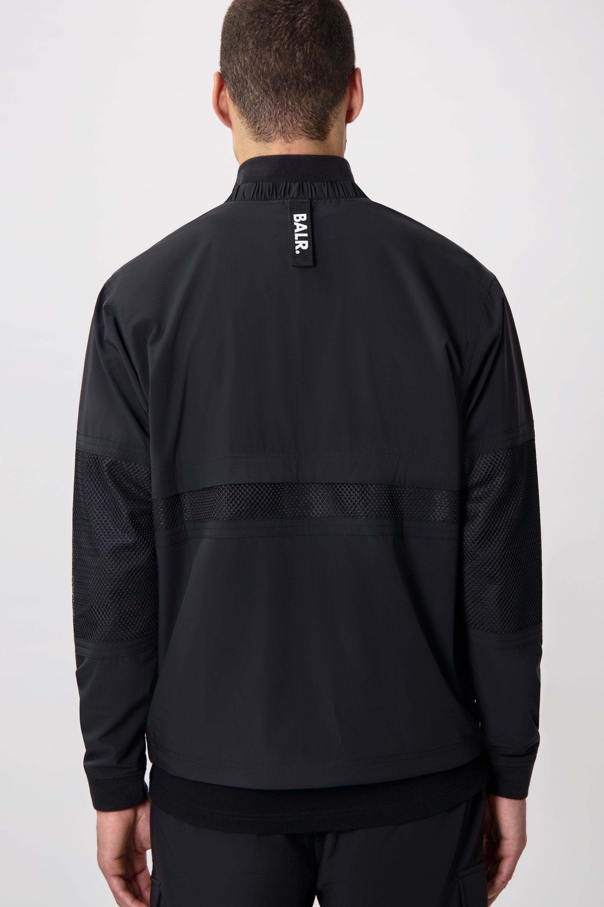 HEXLINE REGULAR FIT TRACK JACKET-Jet Black