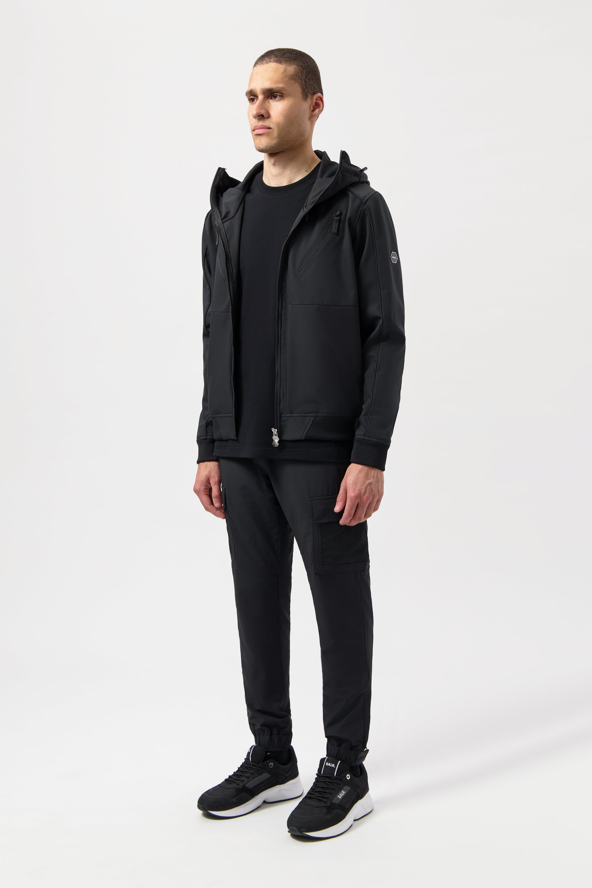 HEXLINE REGULAR FIT SOFT SHELL JACKET-Jet Black