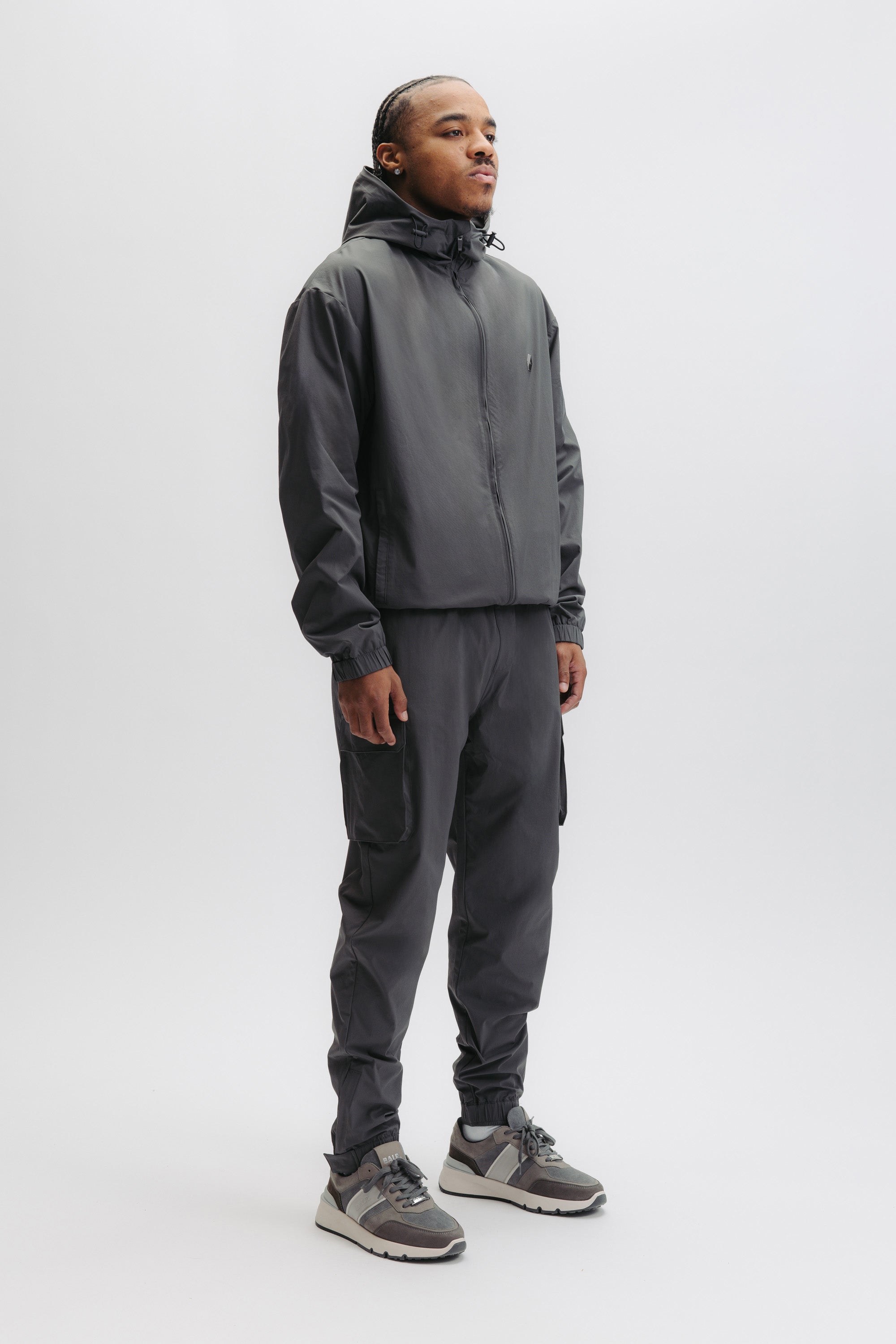 TECH LOGO WINDBREAKER - VOLCANIC GREY