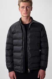 Q-SERIES REGULAR FIT PUFFER JACKET-Jet Black