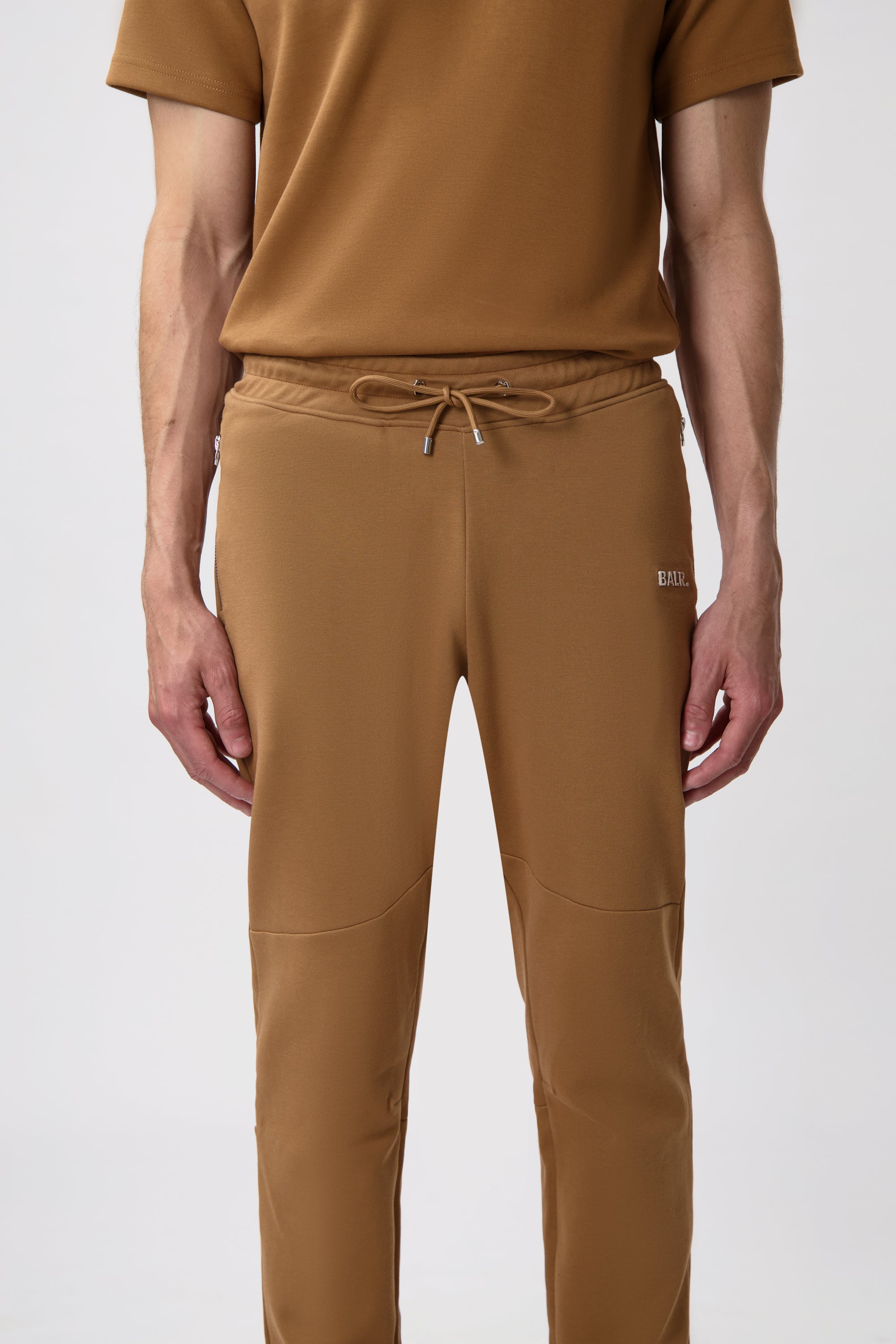 Q-SERIES REGULAR FIT JOGGER-TOASTED COCONUT