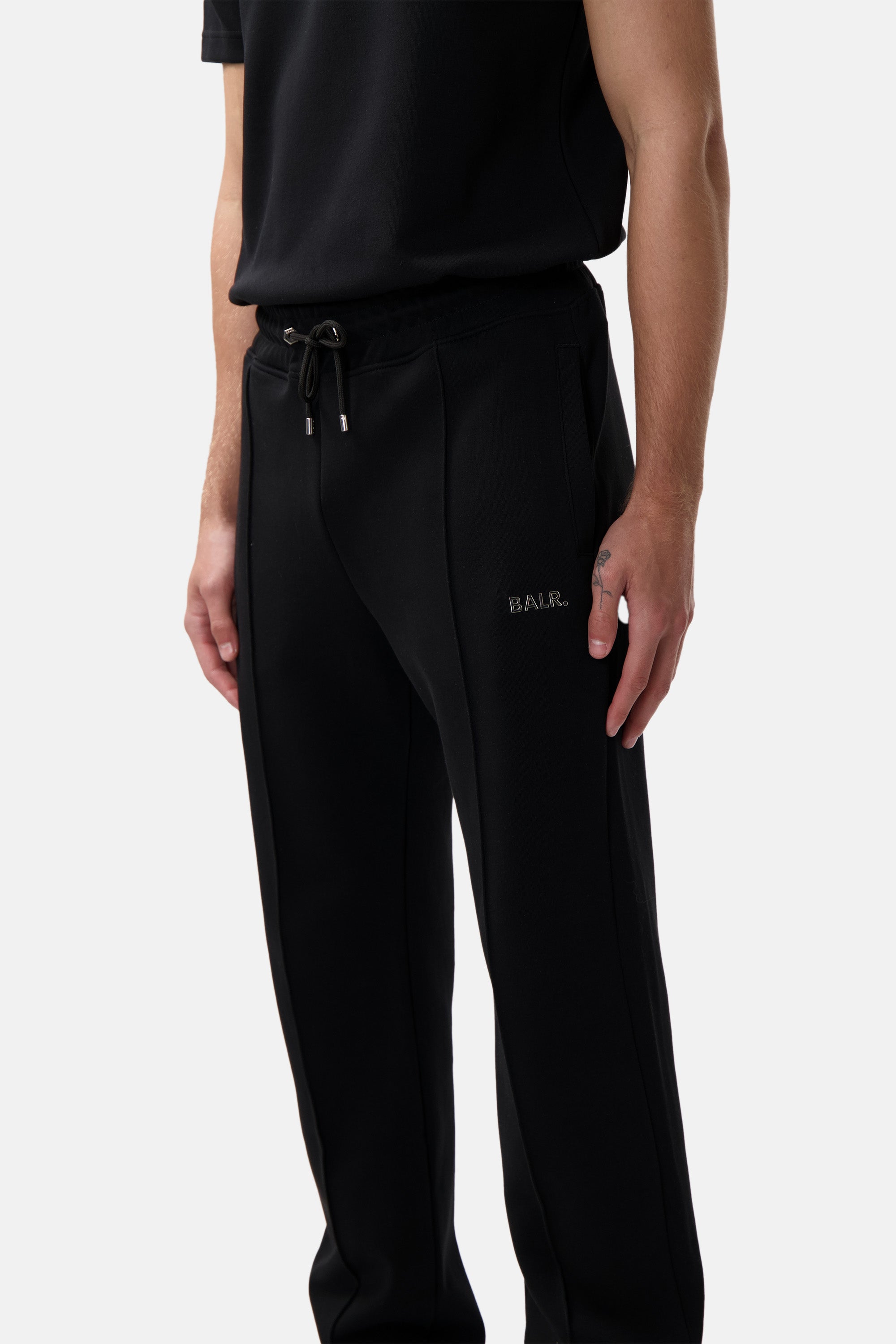 Q-SERIES SPLIT PANTS-JET BLACK