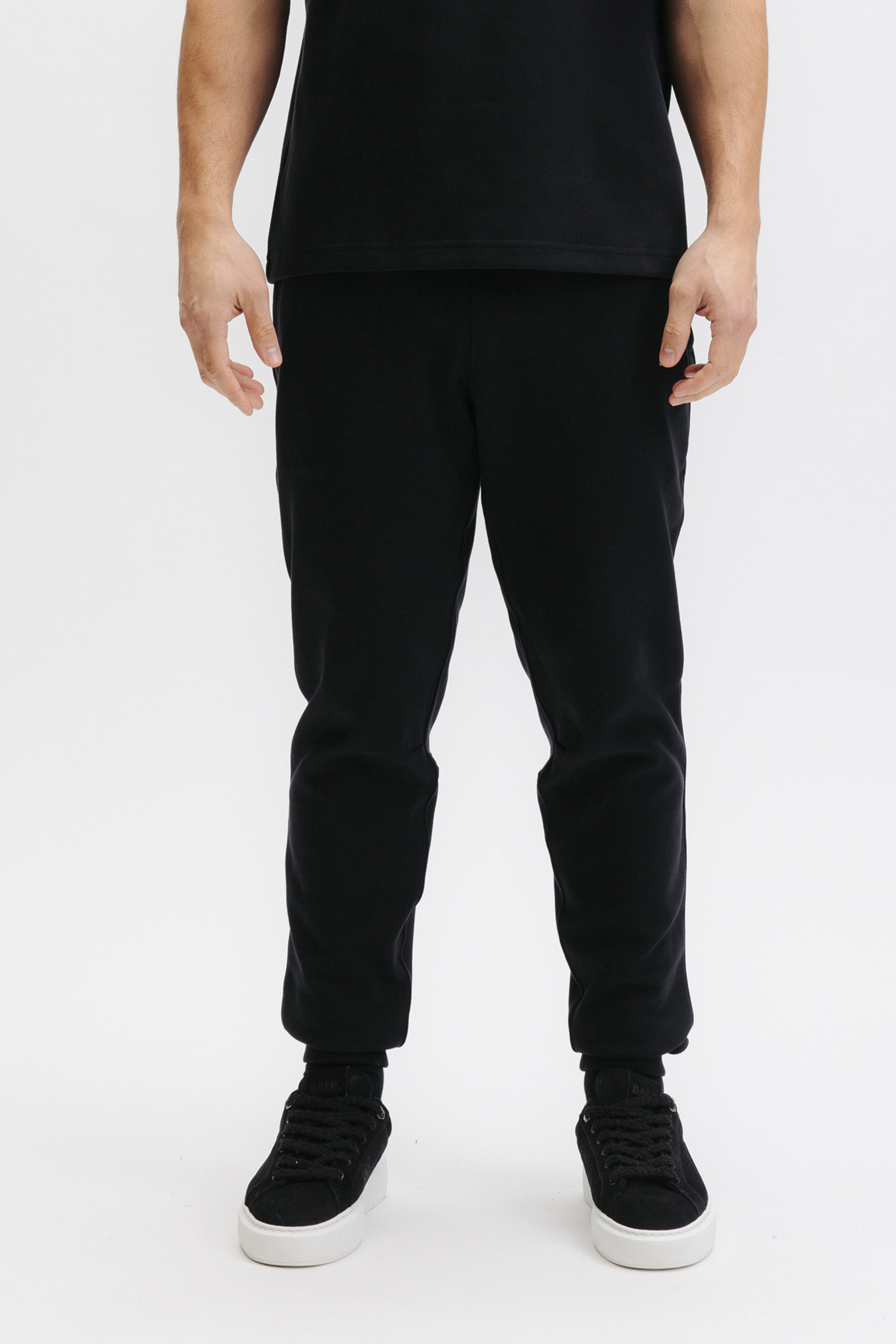 BALR.スエットパンツ黒Ｍサイズ　Ｂ10008 BALR. ボーラー パンツ メンズ スウェットパンツ ロゴ 裾ジップ