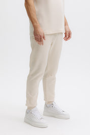 Q SERIES JOGGER - WHITE SWAN