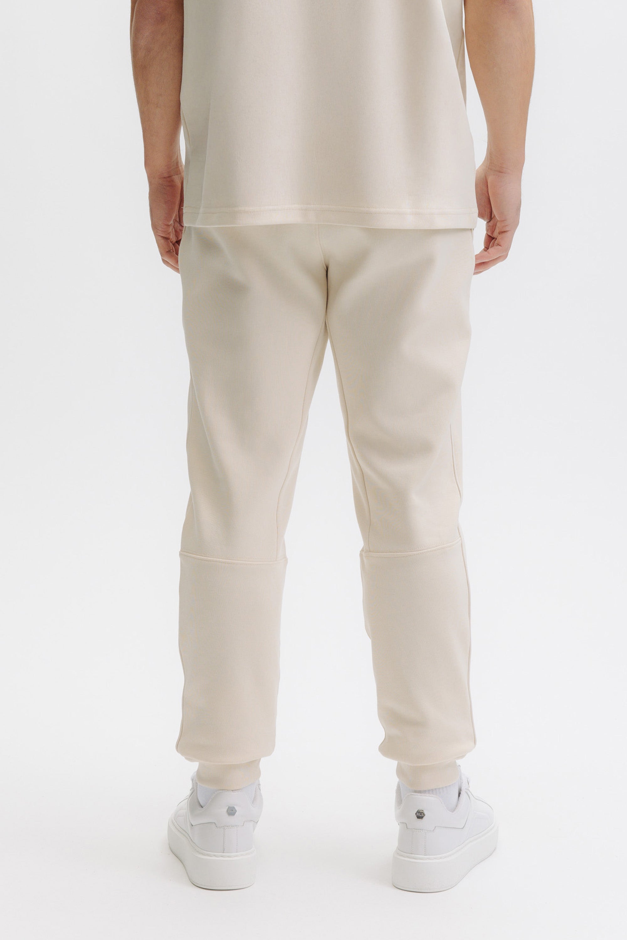 Q SERIES JOGGER - WHITE SWAN