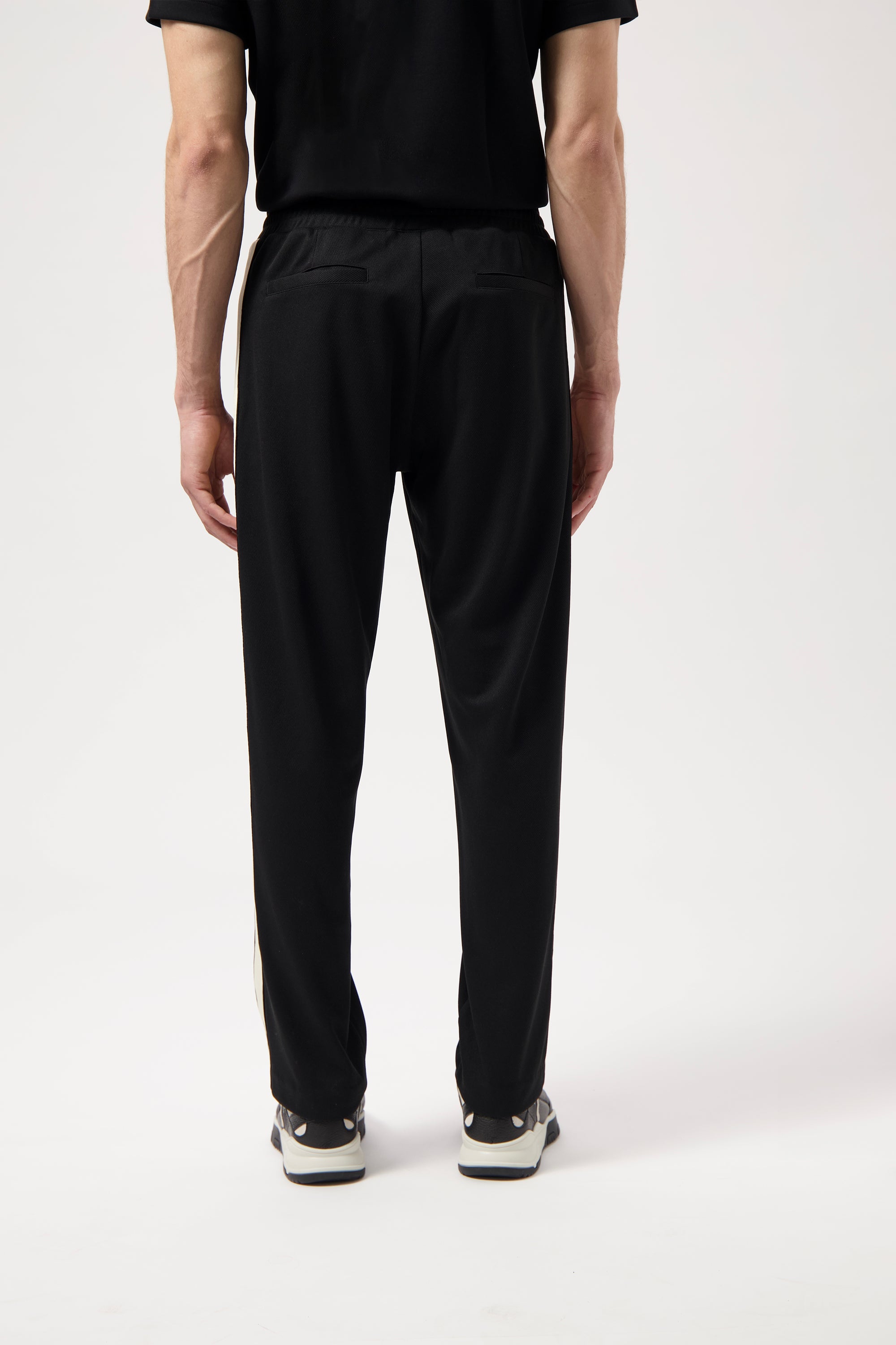 TAPE STRAIGHT TRACK PANTS-JET BLACK