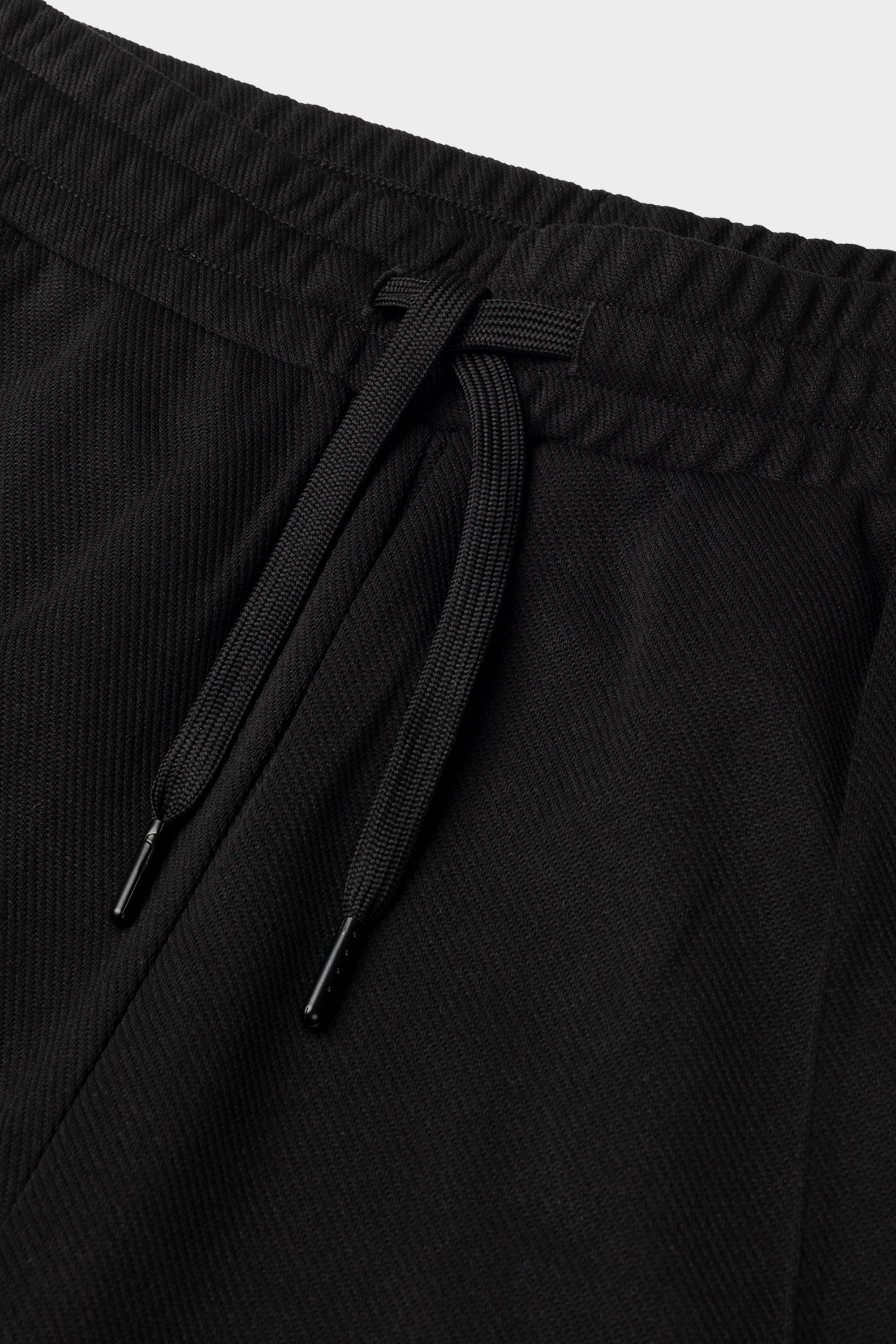 TAPE SHORTS-JET BLACK