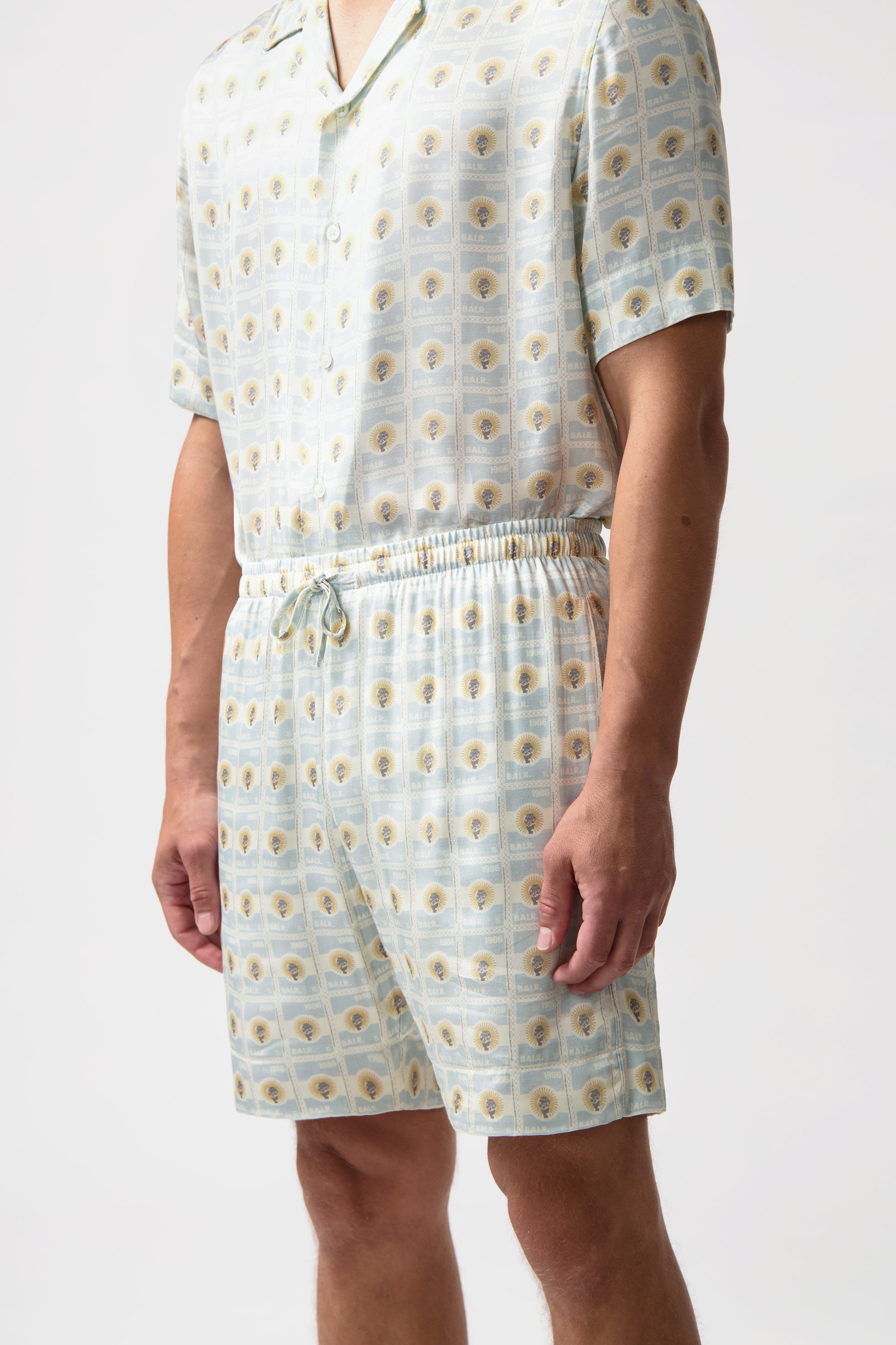 GOTL STAMP BOX SHORTS-BRIGHT WHITE – BALR.