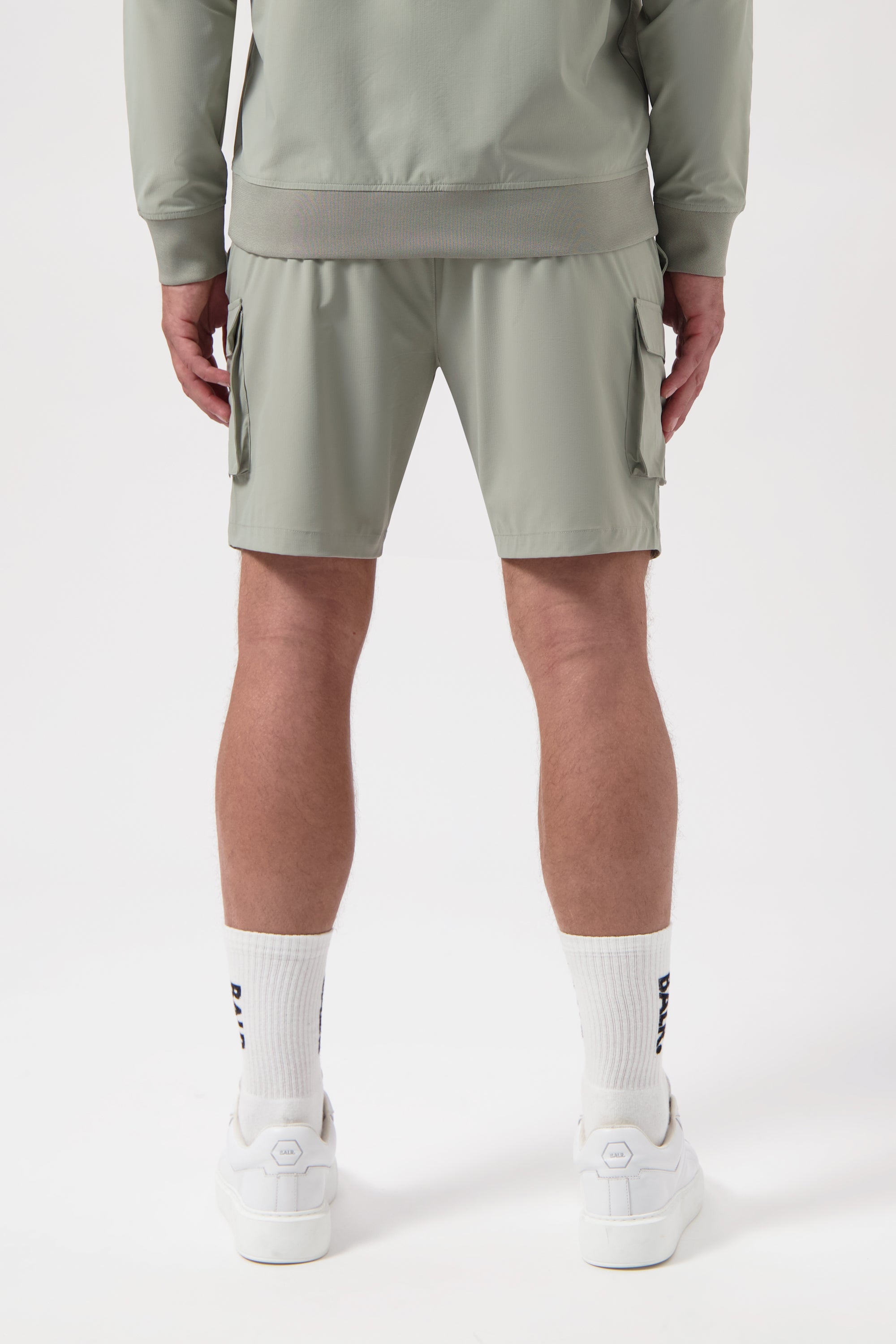 日本限定 / JP TECH CARGO SHORTS-DOVE GREY