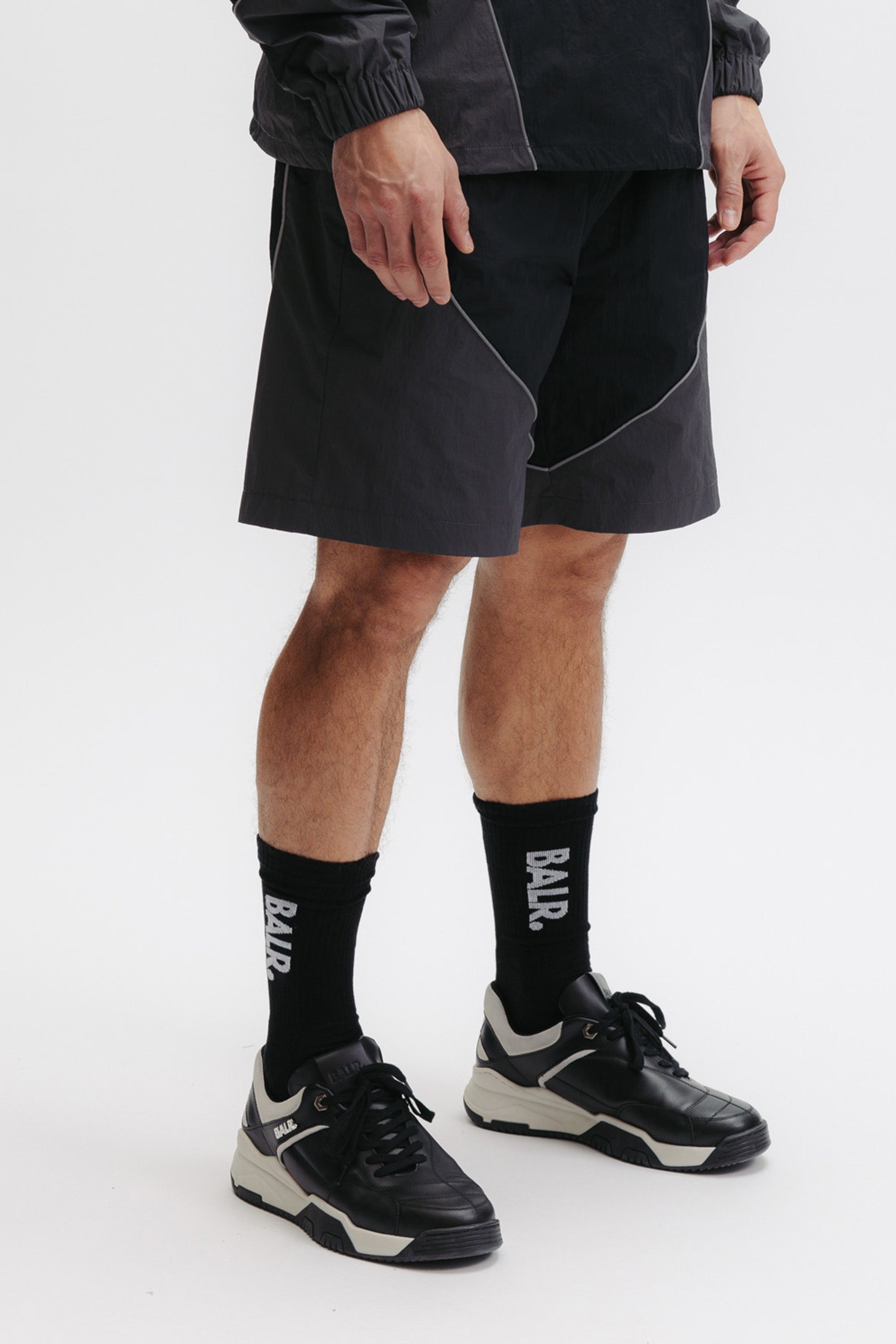 JEZRA SHORTS - JET BLACK