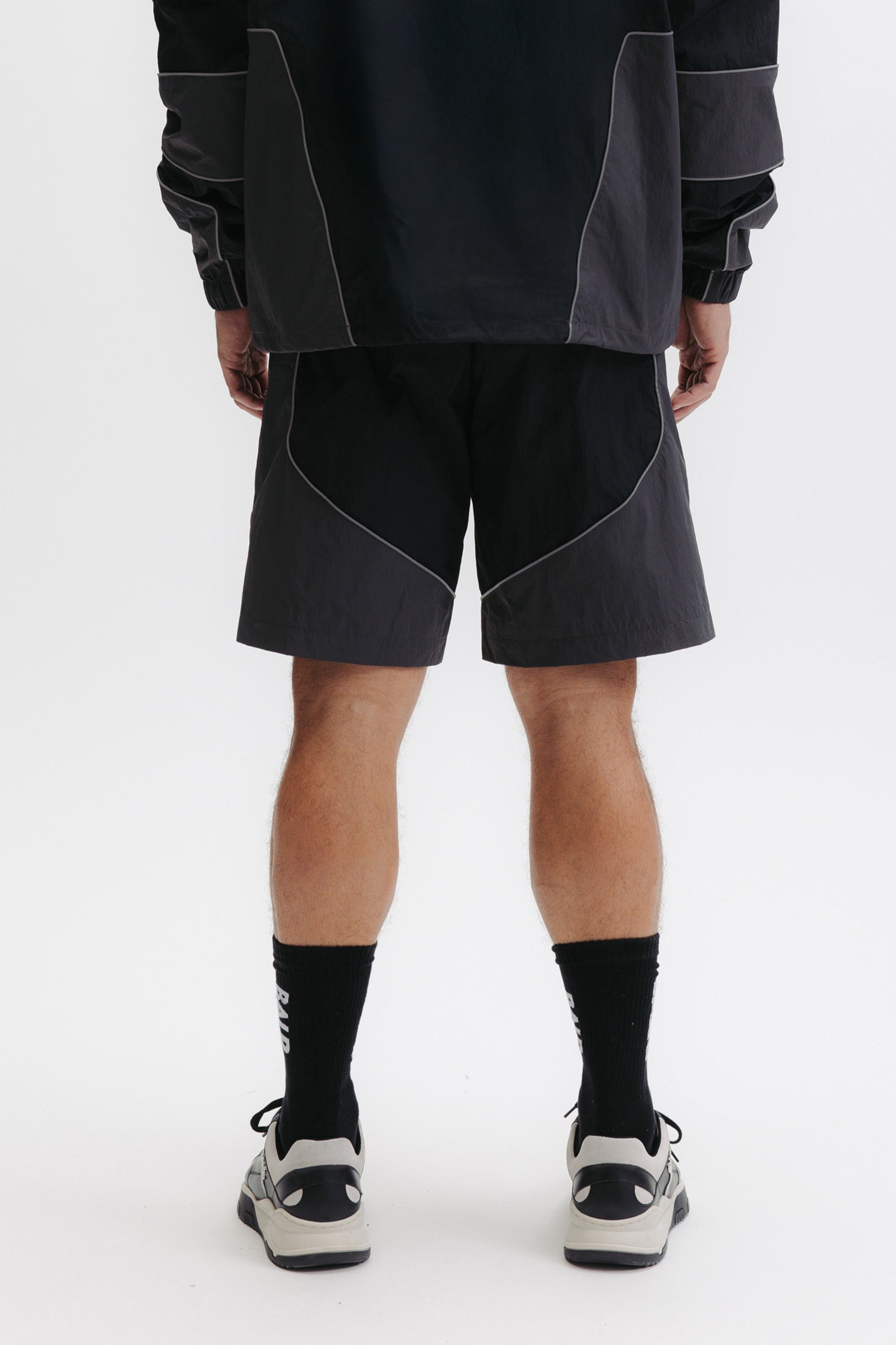 JEZRA SHORTS - JET BLACK