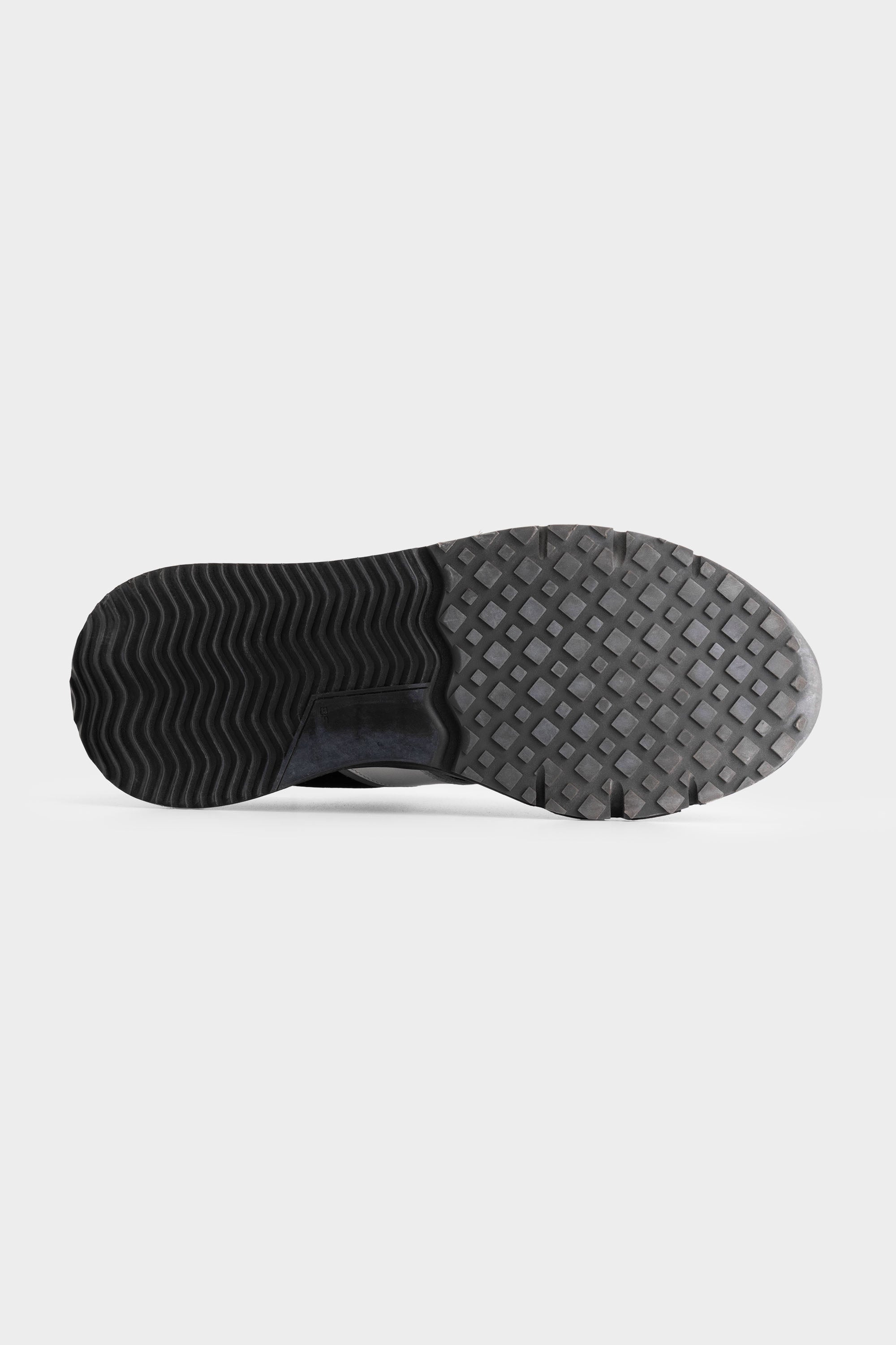 STAMINA RUNNER - BLACK