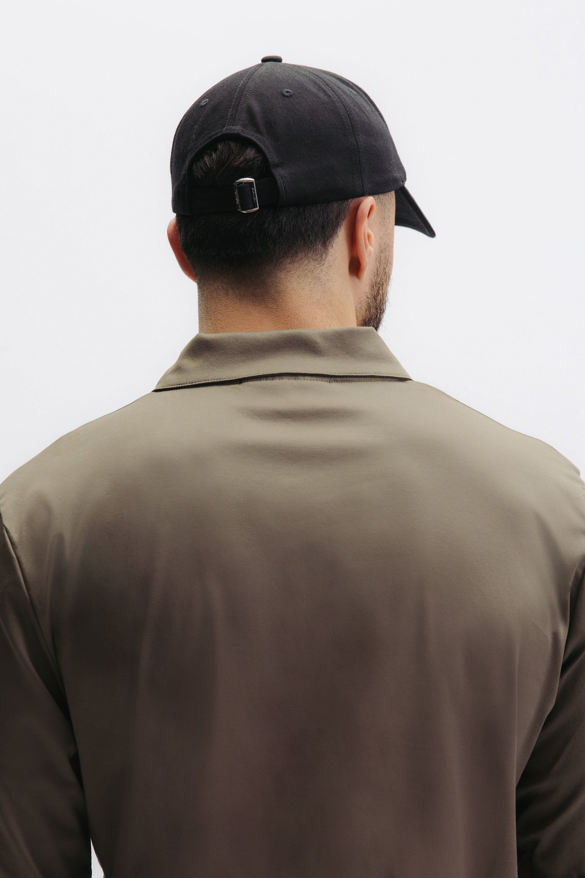 IDENTITY SCRIPT DAD CAP - JET BLACK