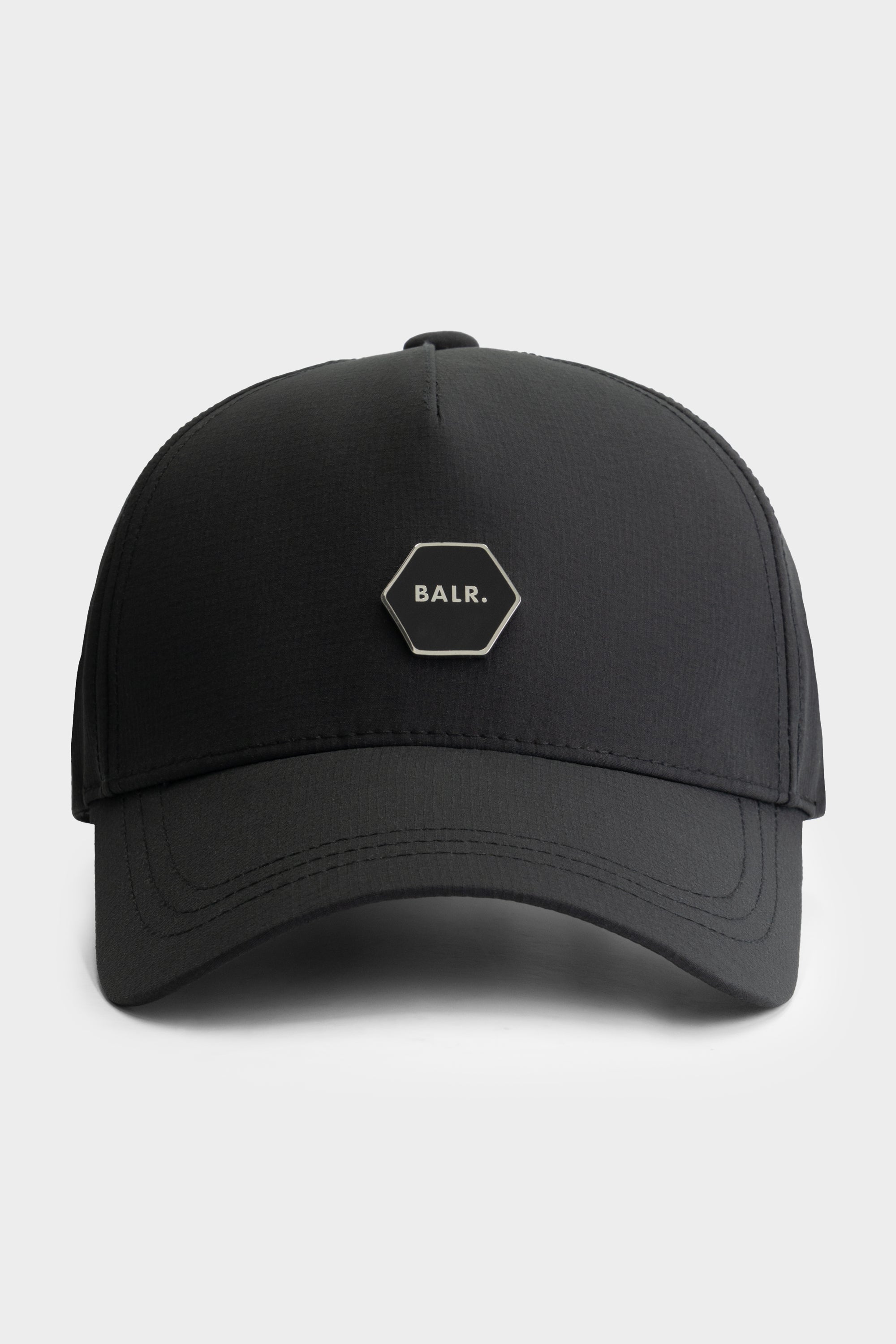 HEXLINE BADGE CLASSIC CAP / JET BLACK