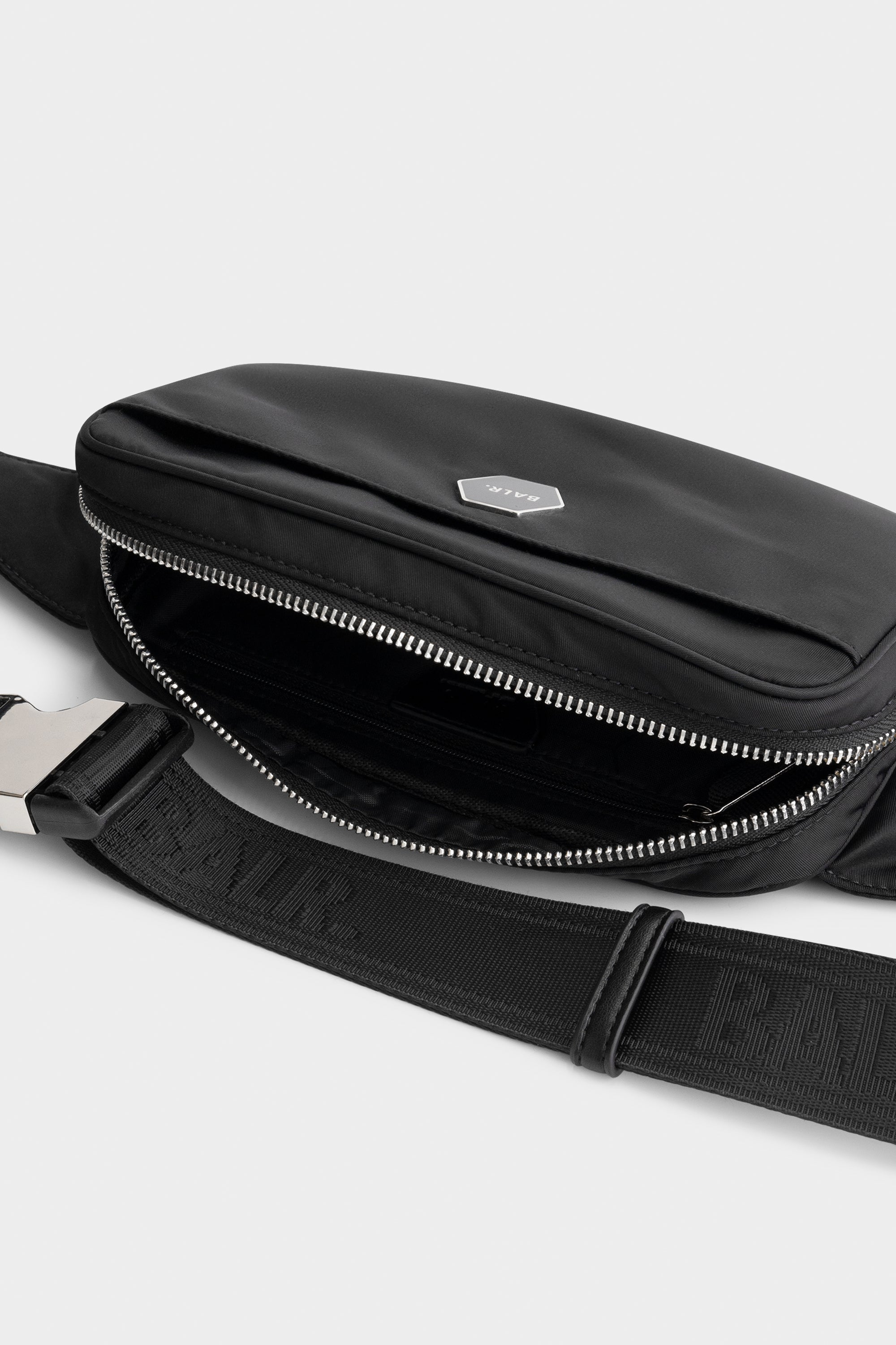 BALR. CLASSIC WAISTBAG-JET BLACK