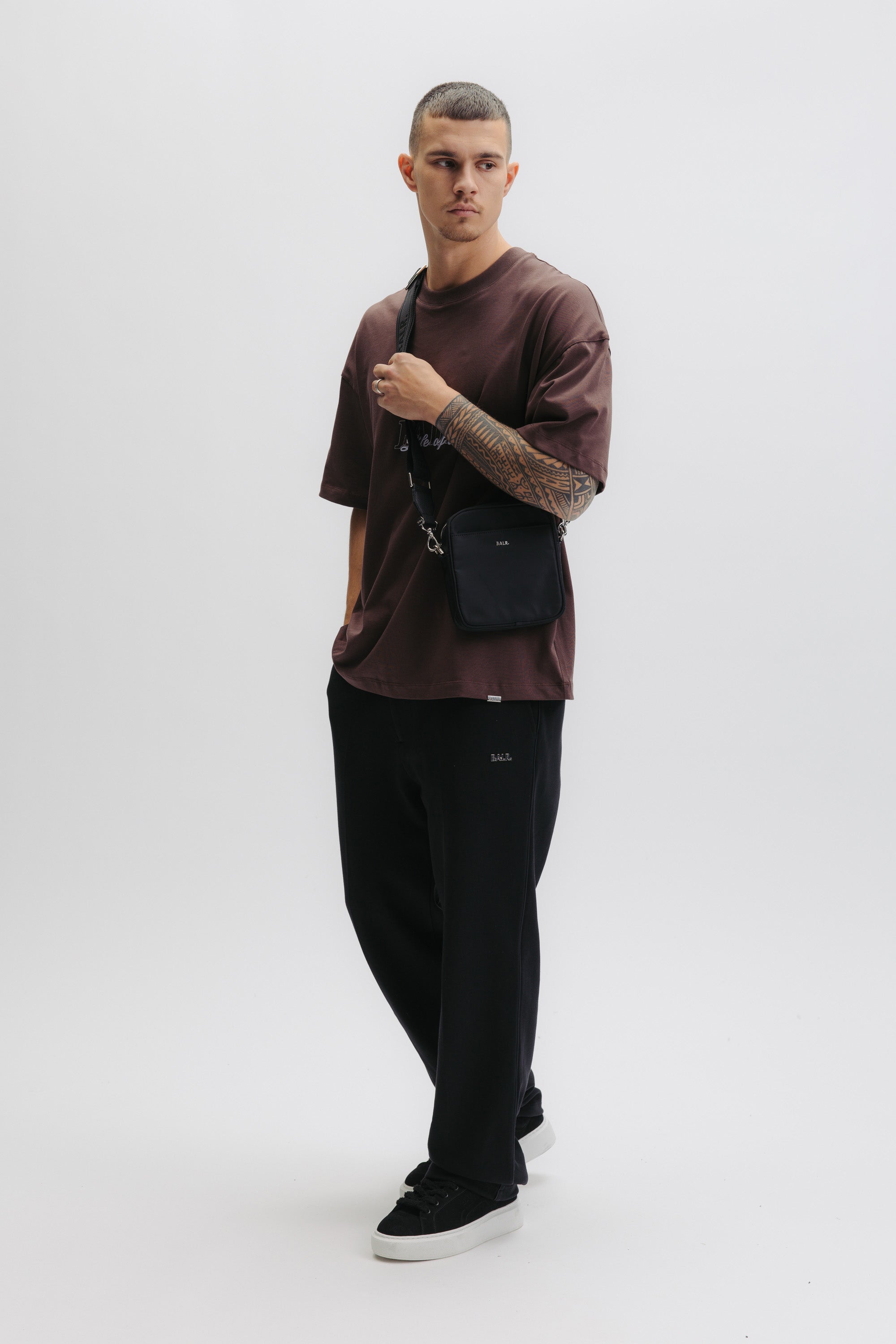 NYLON CLASSIC CROSSBODY BAG - JET BLACK