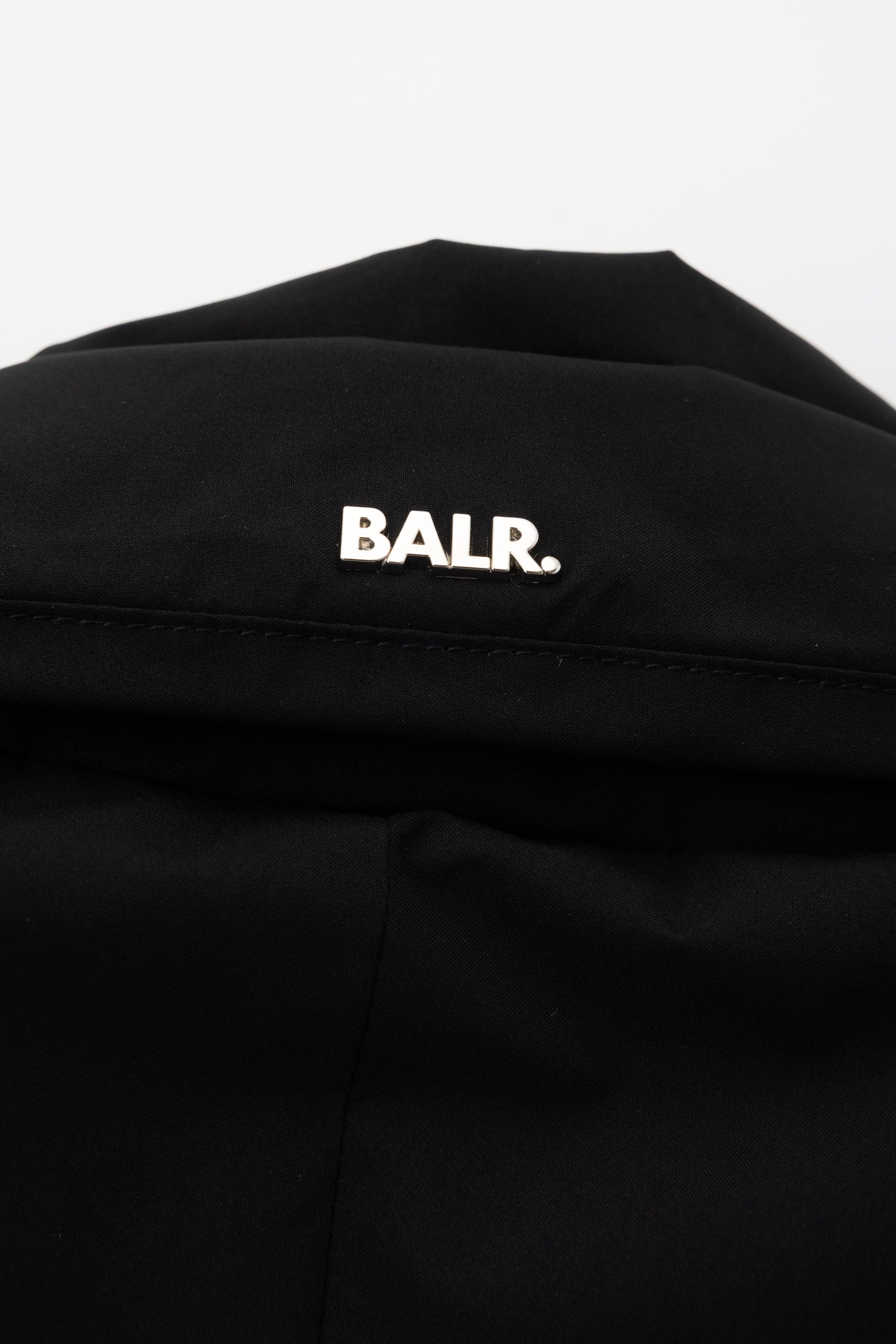 XI TECH BLAZER - JET BLACK