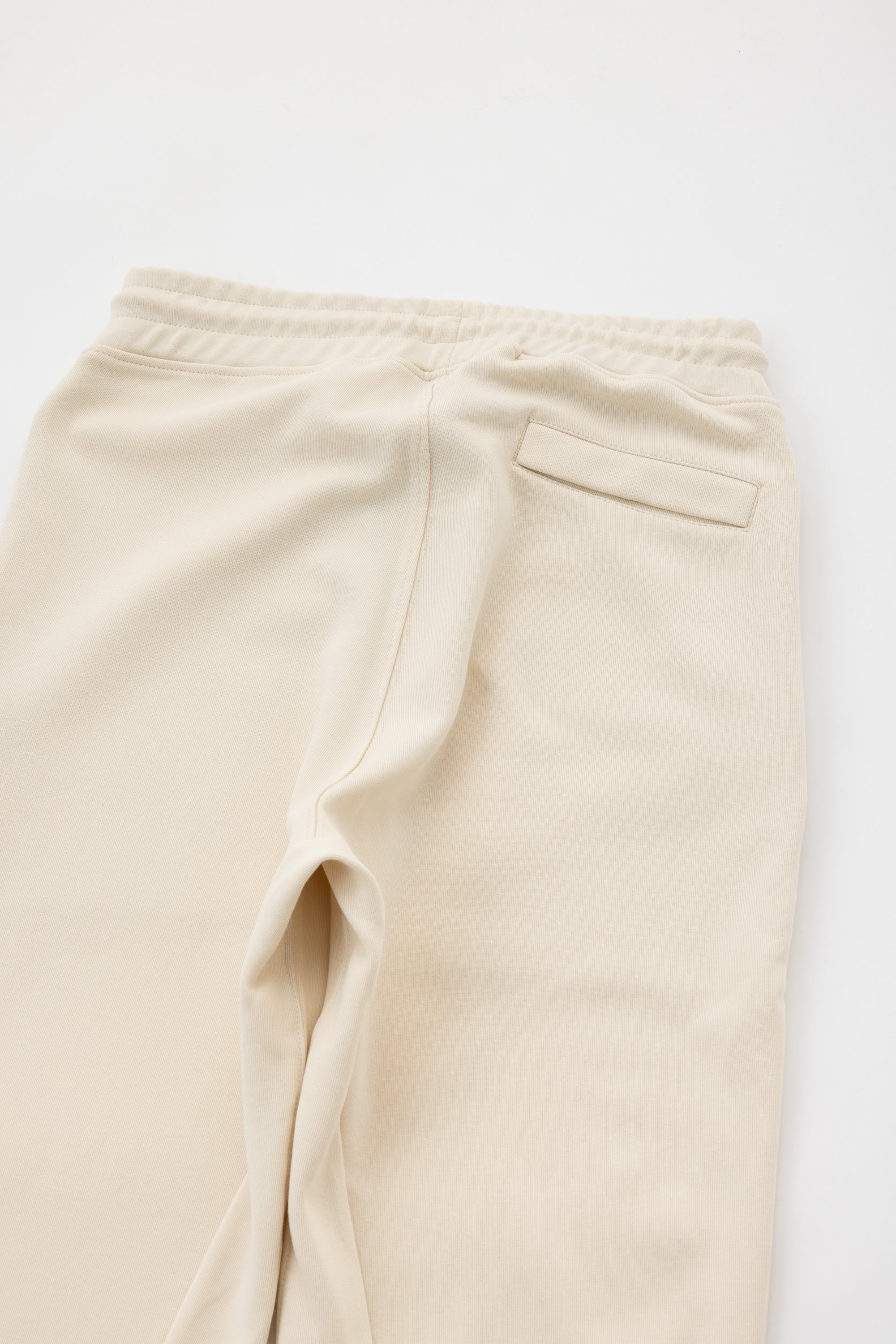 Q SERIES JOGGER - WHITE SWAN