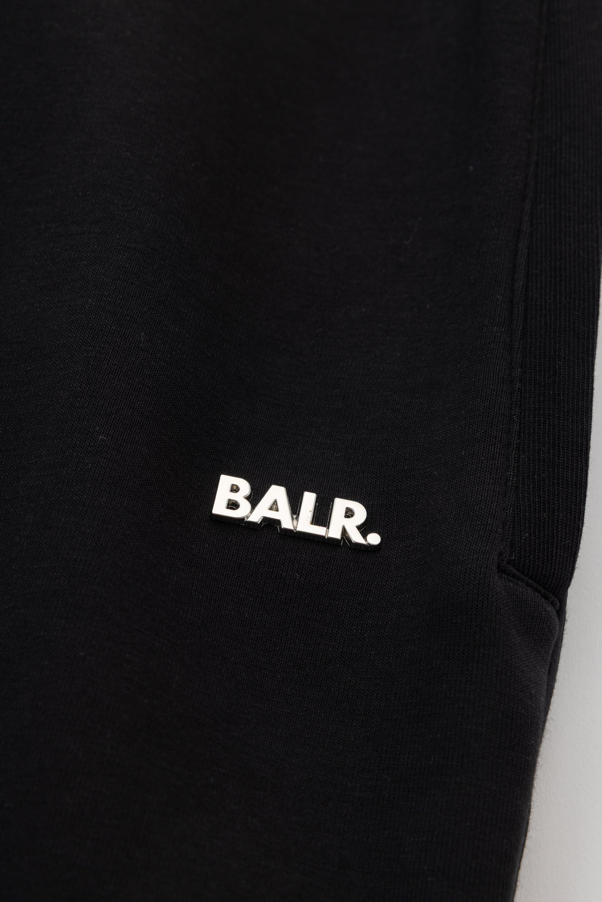 Q SERIES JOGGER - JET BLACK