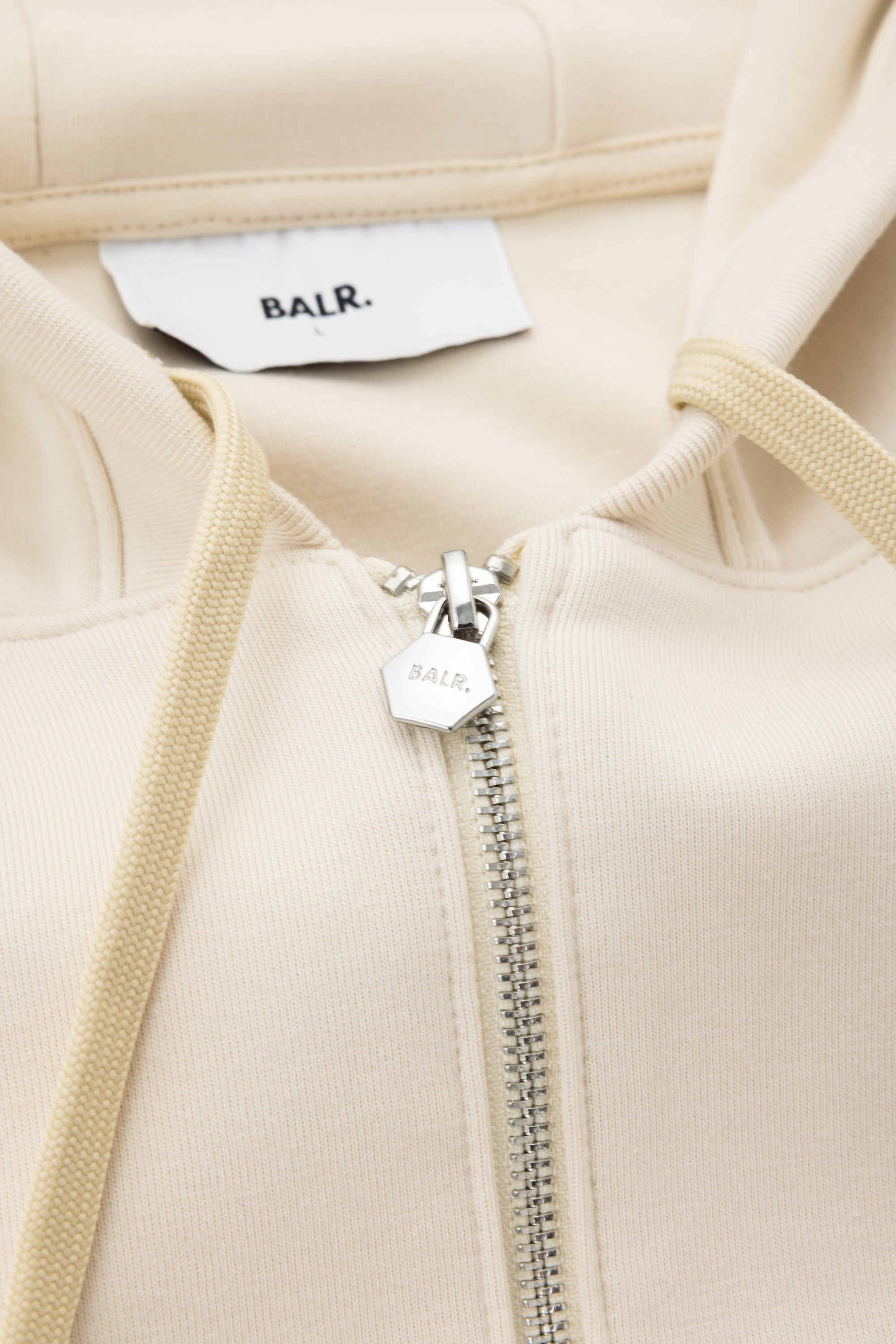 Q SERIES ZIP THROUGH HOODIE - WHITE SWAN