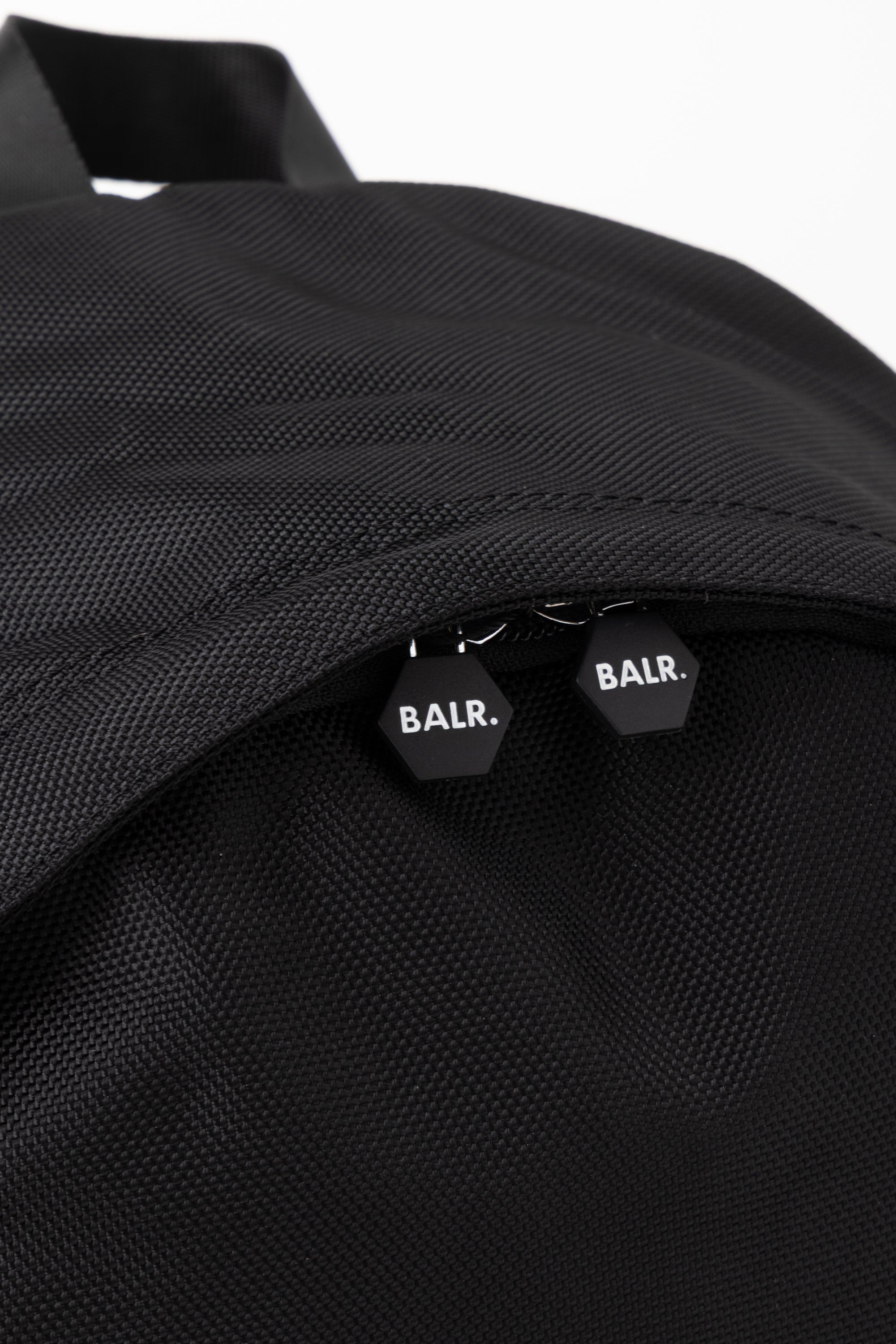 U-SERIES SMALL CLASSIC BACKPACK JET BLACK