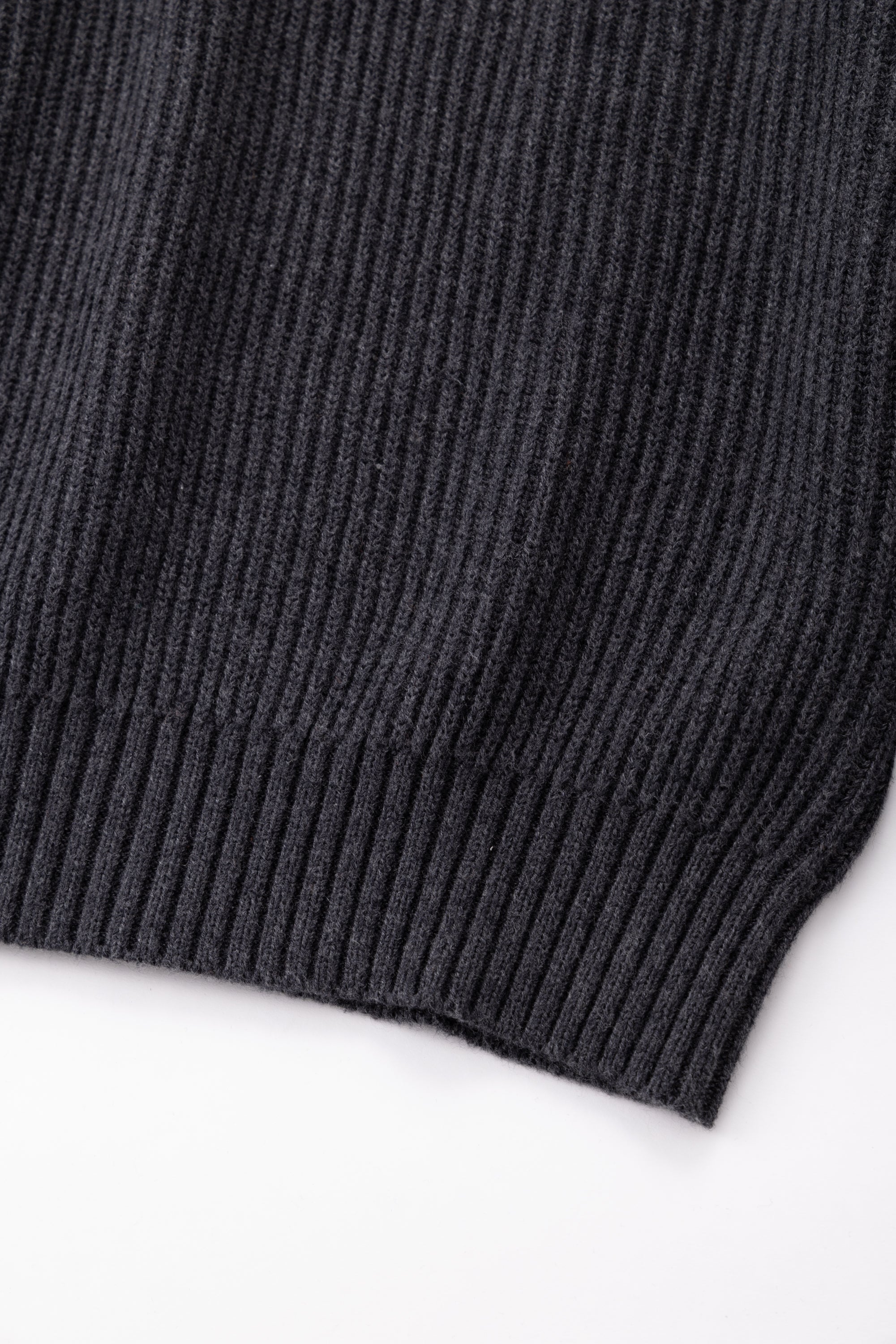 XI KNITTED HALF ZIP - VOLCANIC GREY