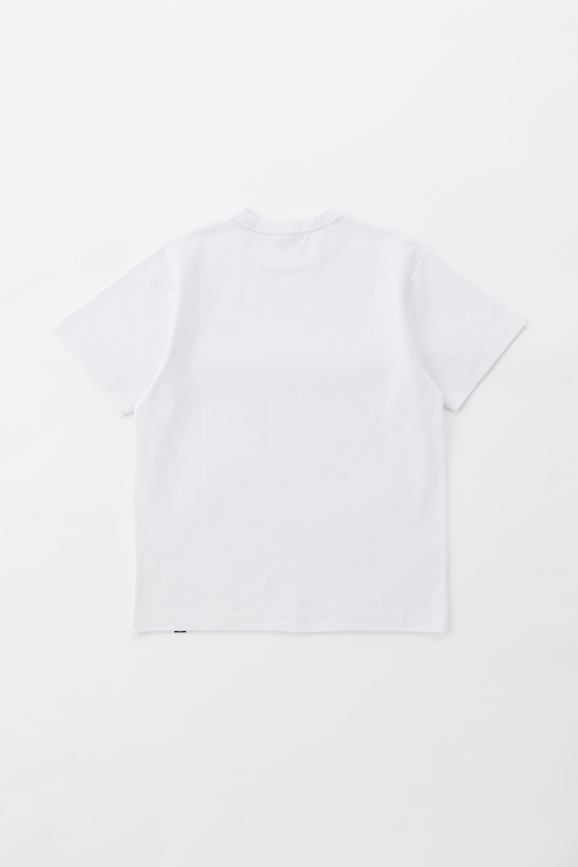 【日本限定】JP LOGO RELAX T-SHIRT - BRIGHT WHITE / BLACK