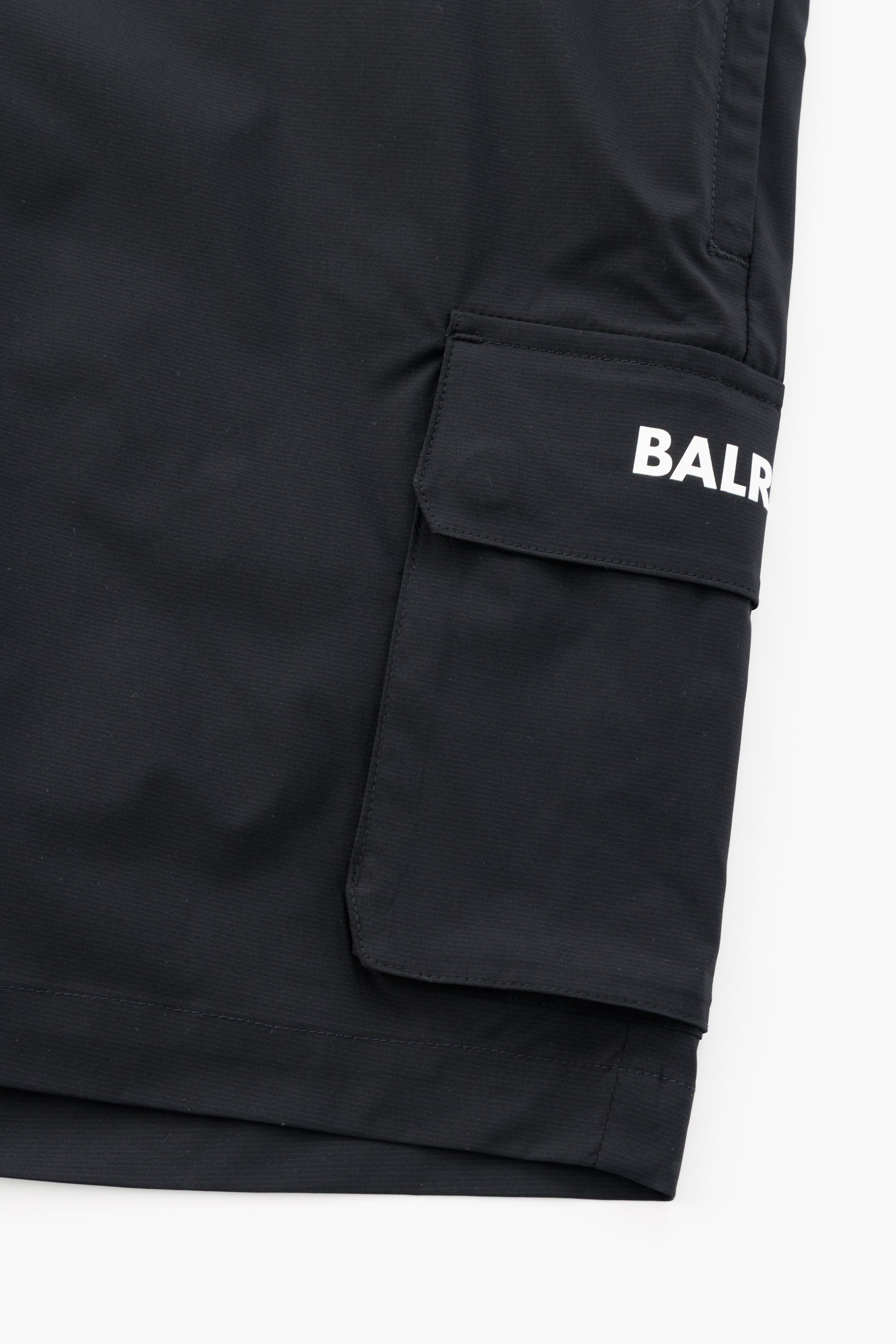 【日本限定】JP TECH CARGO SHORTS - JET BLACK