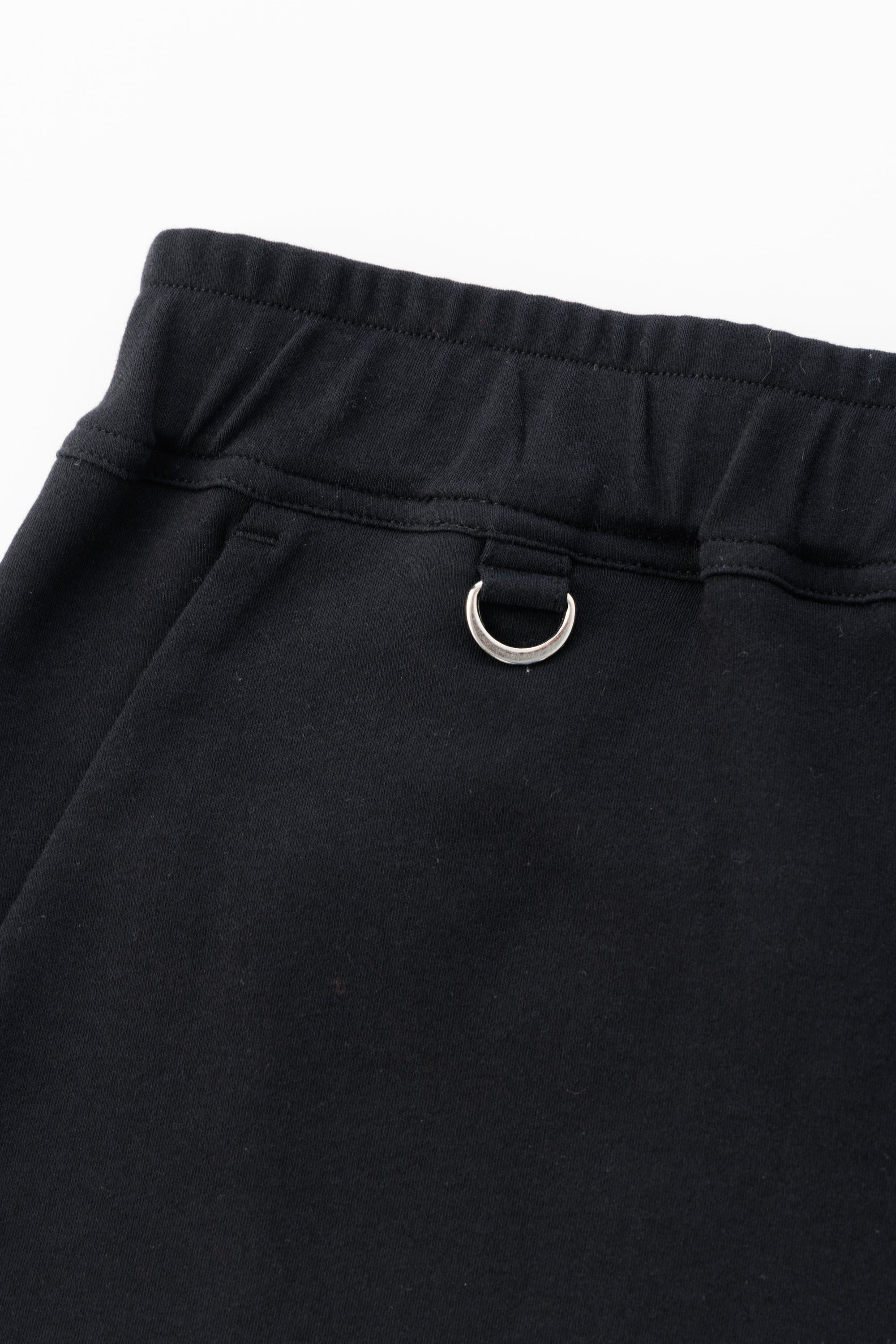【日本限定】JP LOGO RELAX SHORTS - JET BLACK / T-BLUE